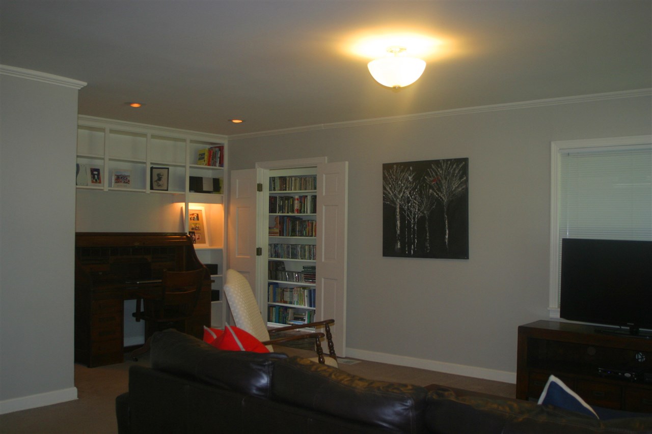 KINGWOOD PLACE - Residential