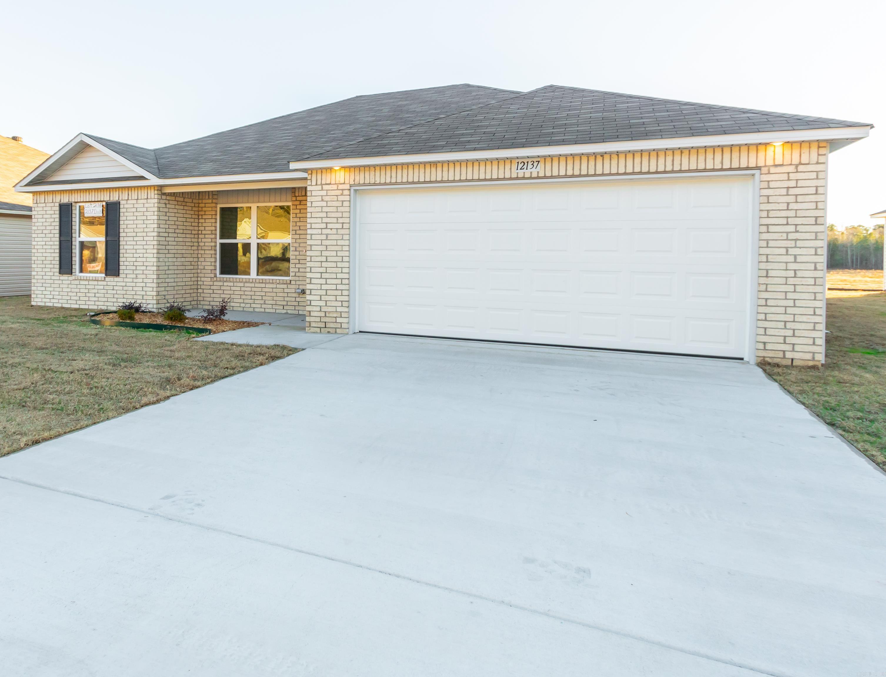 SPRINGLAKE TRAILS - Residential