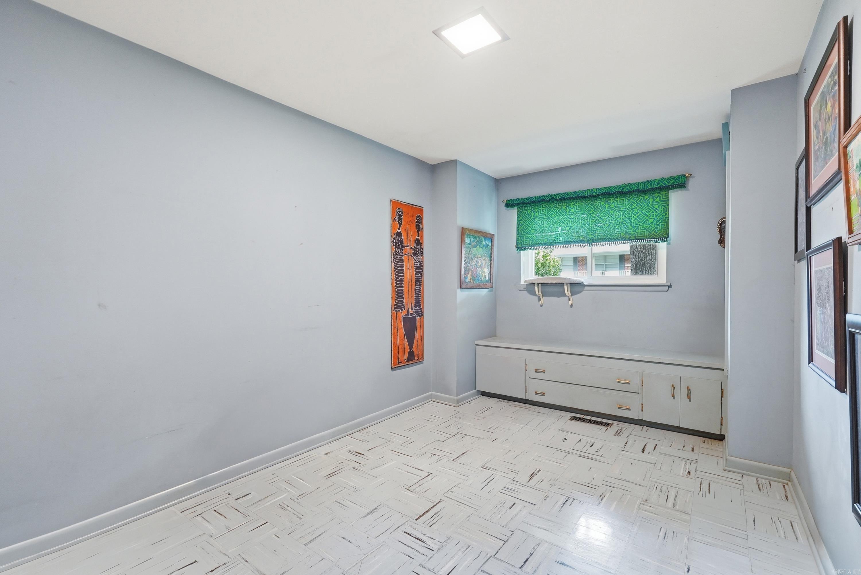 DELBERTS - Residential