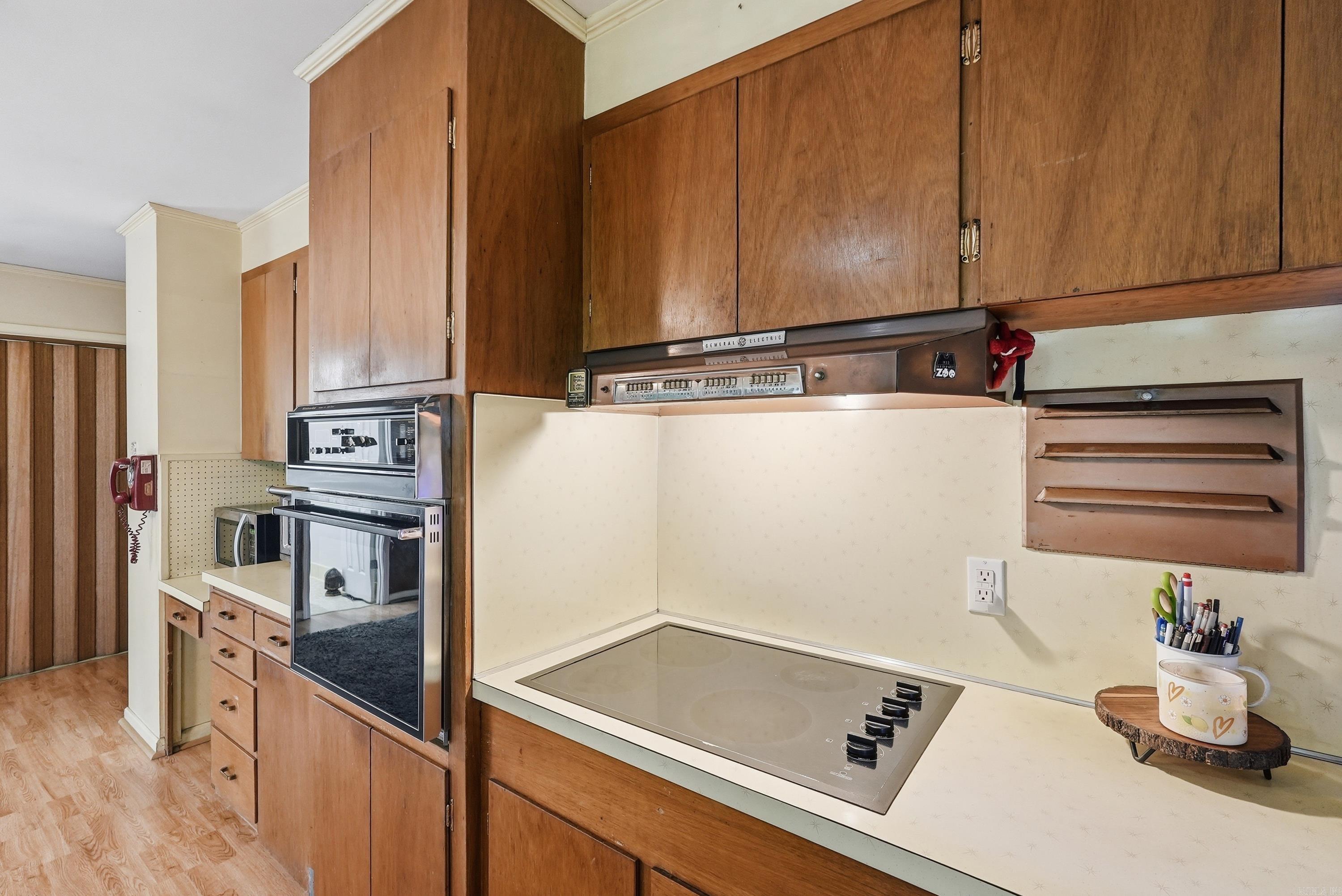 DELBERTS - Residential