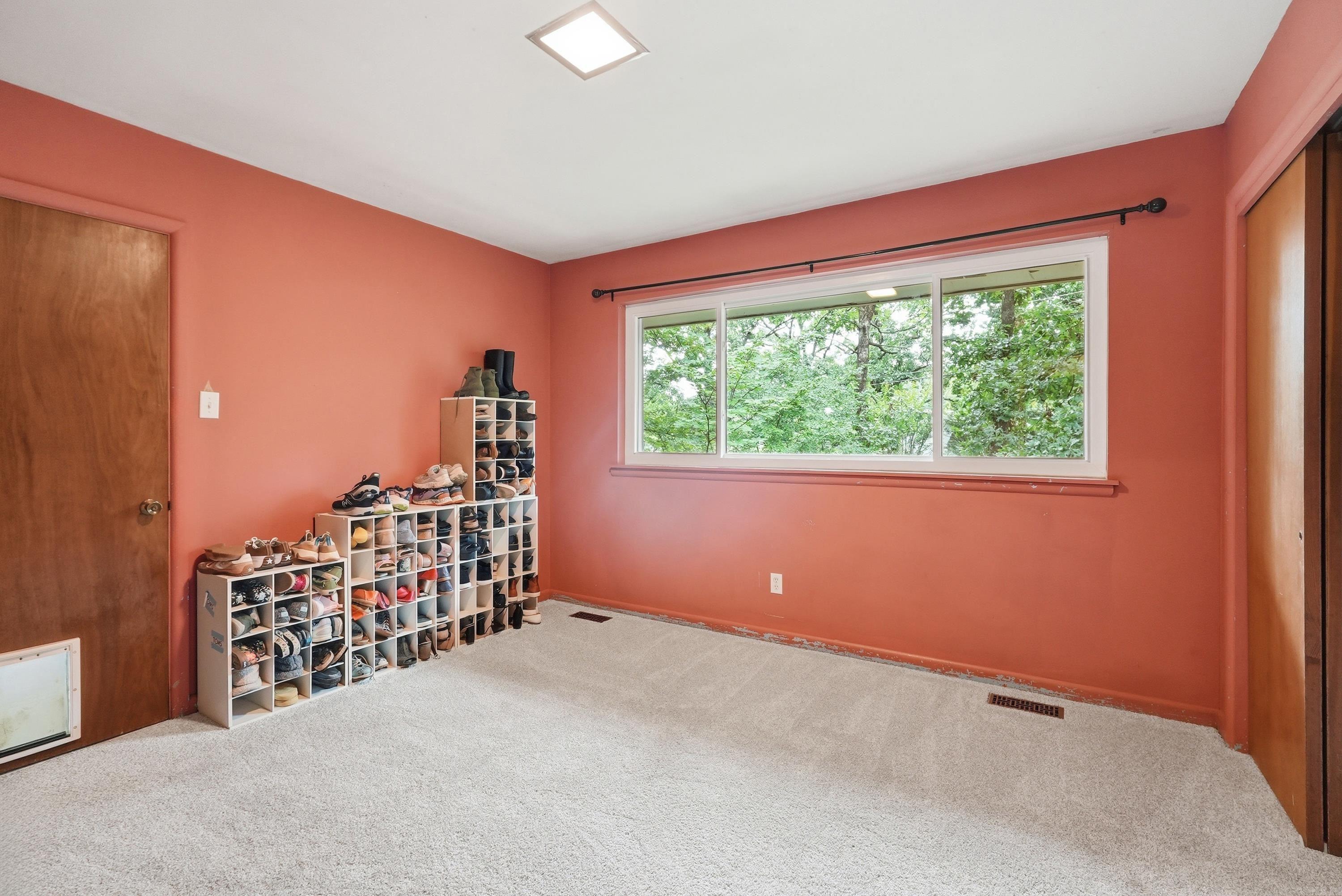 DELBERTS - Residential