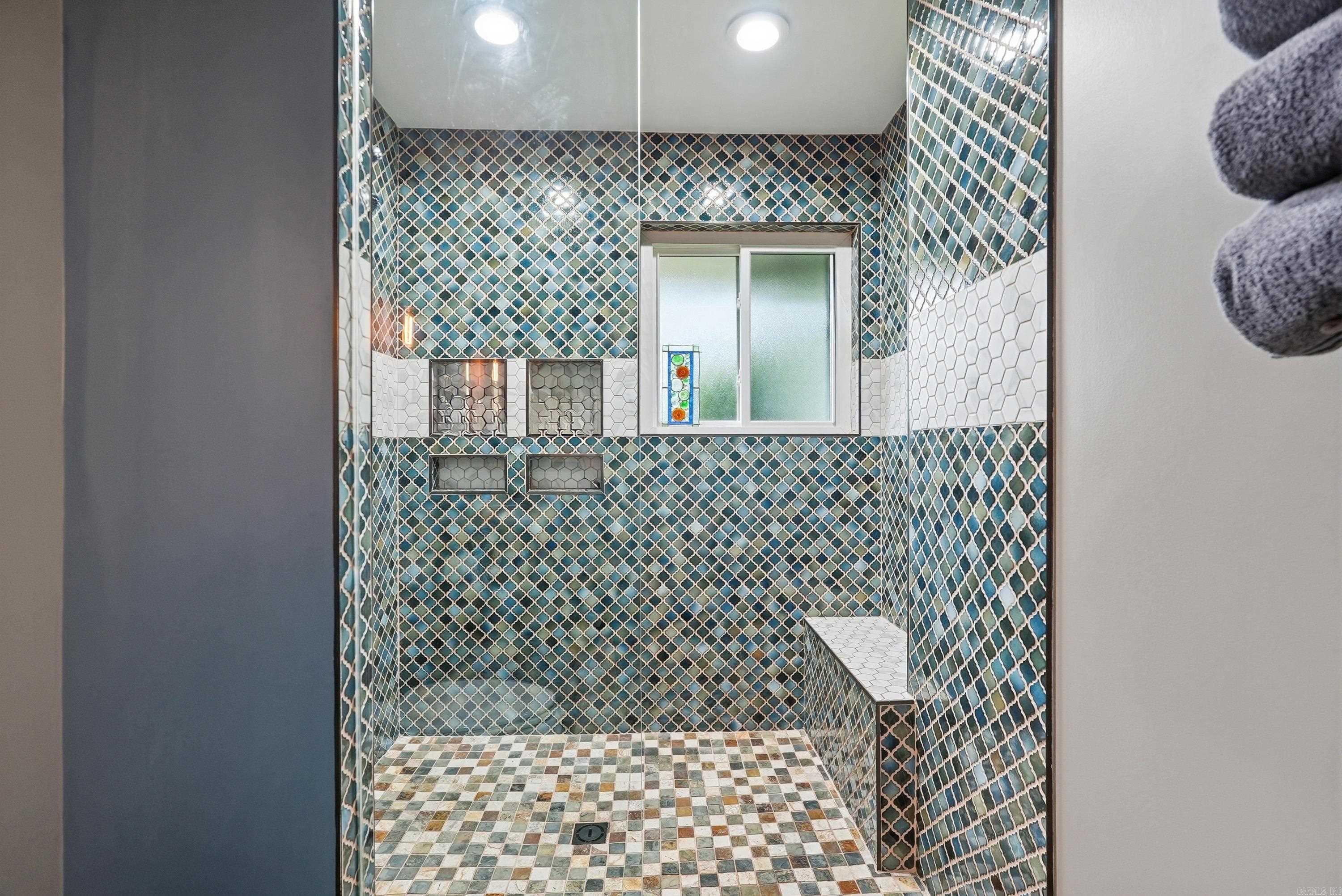 DELBERTS - Residential