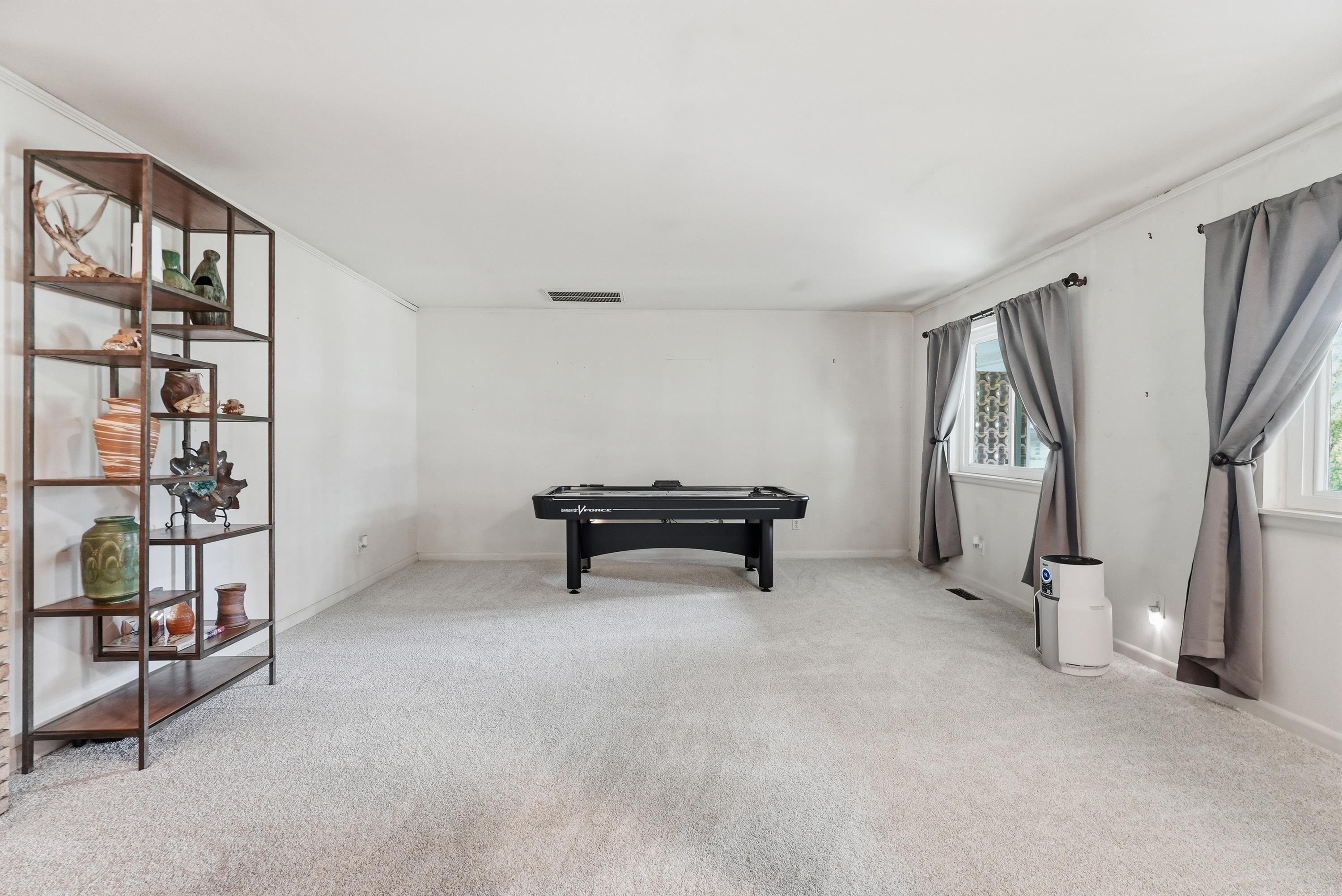 DELBERTS - Residential