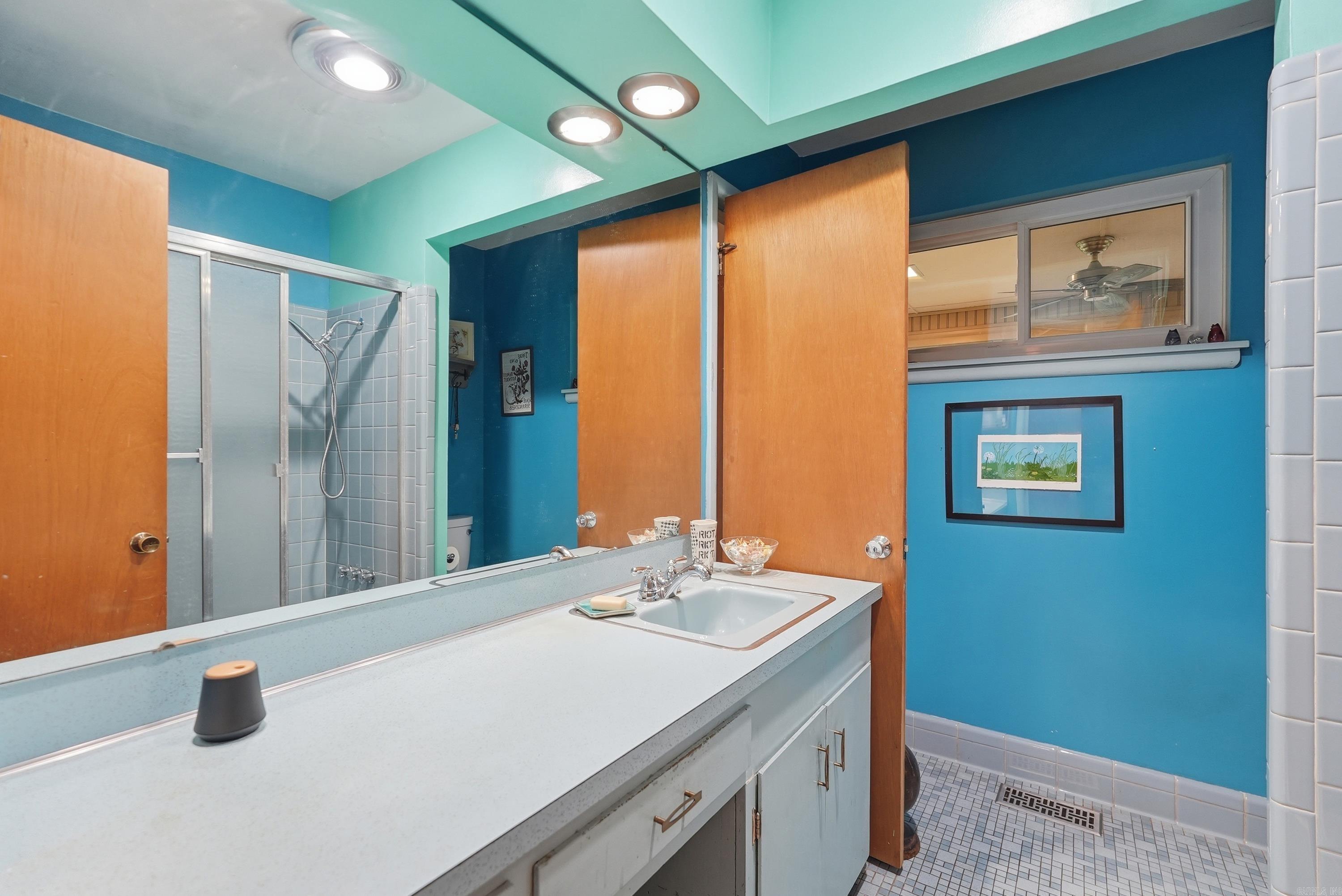 DELBERTS - Residential
