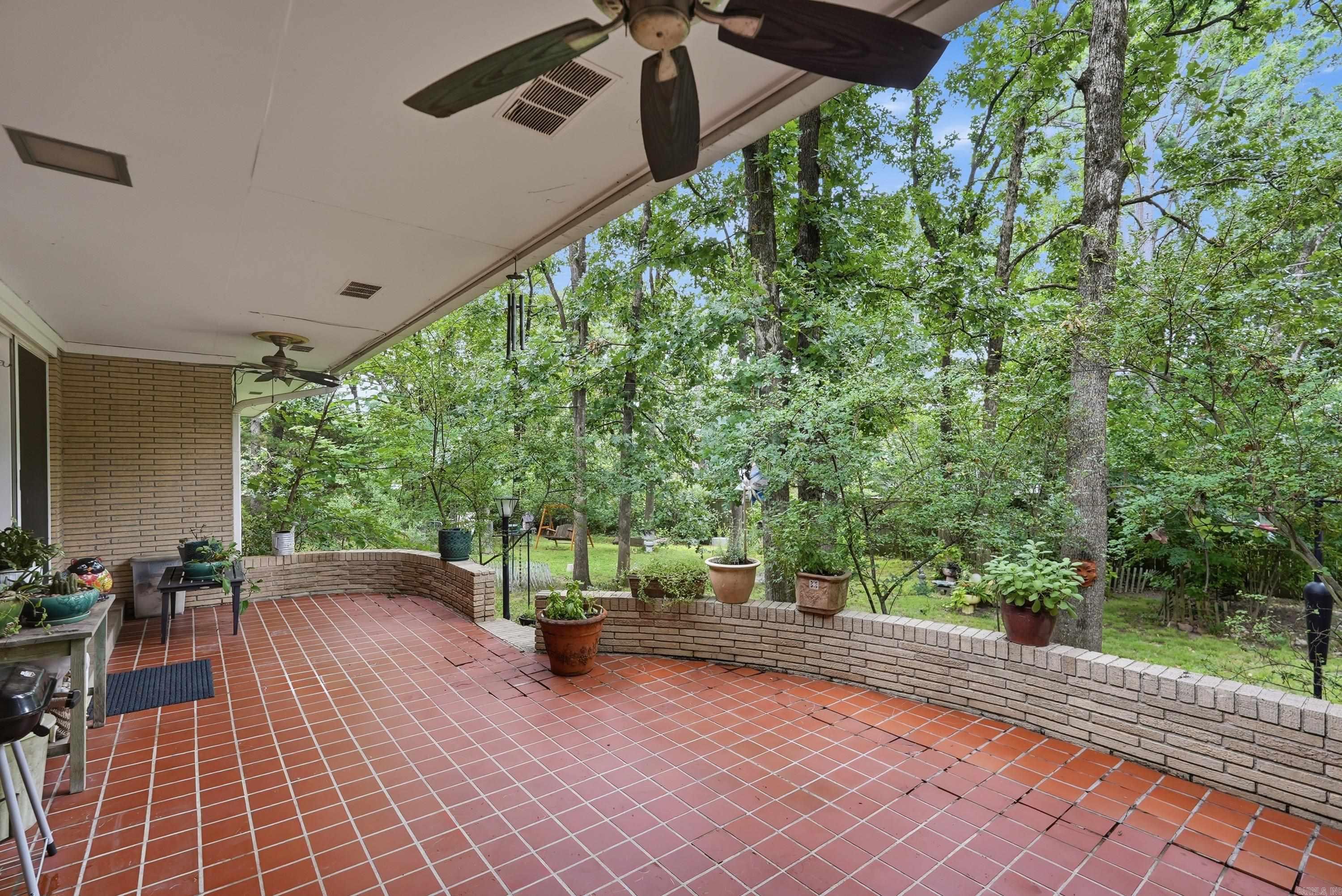 DELBERTS - Residential