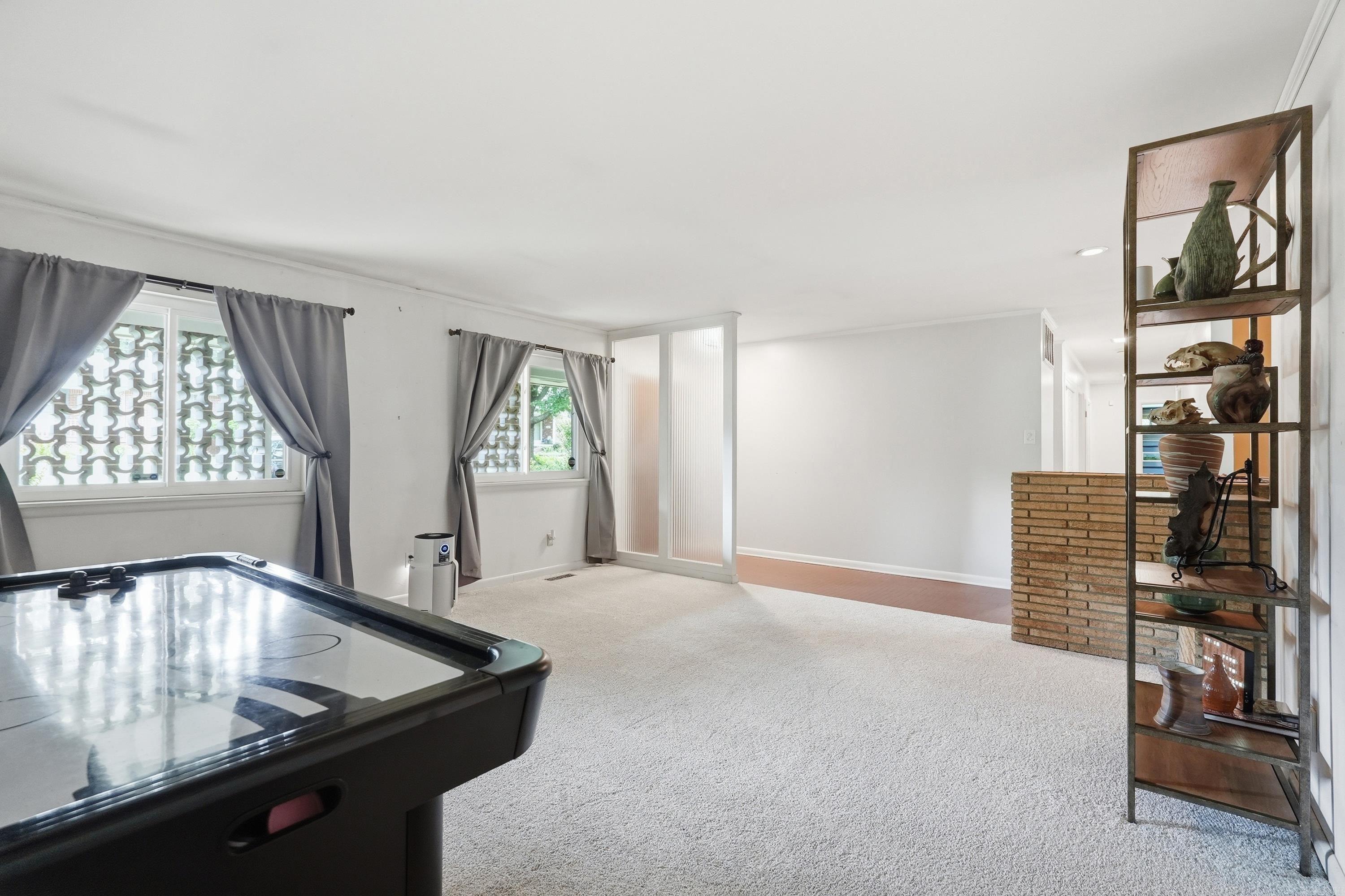DELBERTS - Residential