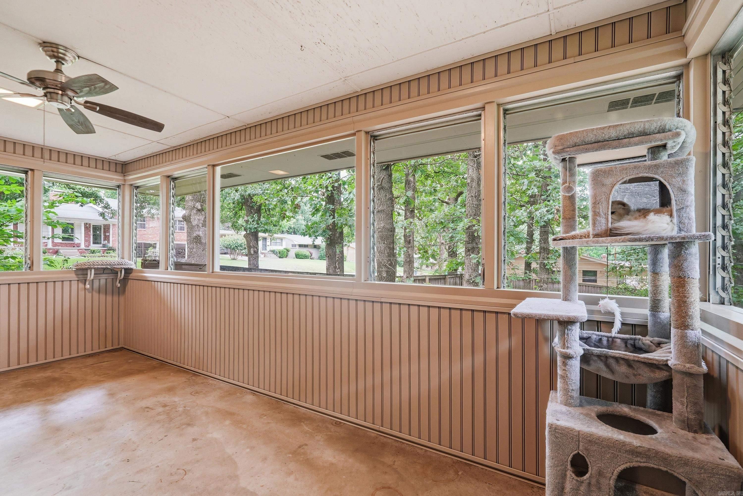 DELBERTS - Residential