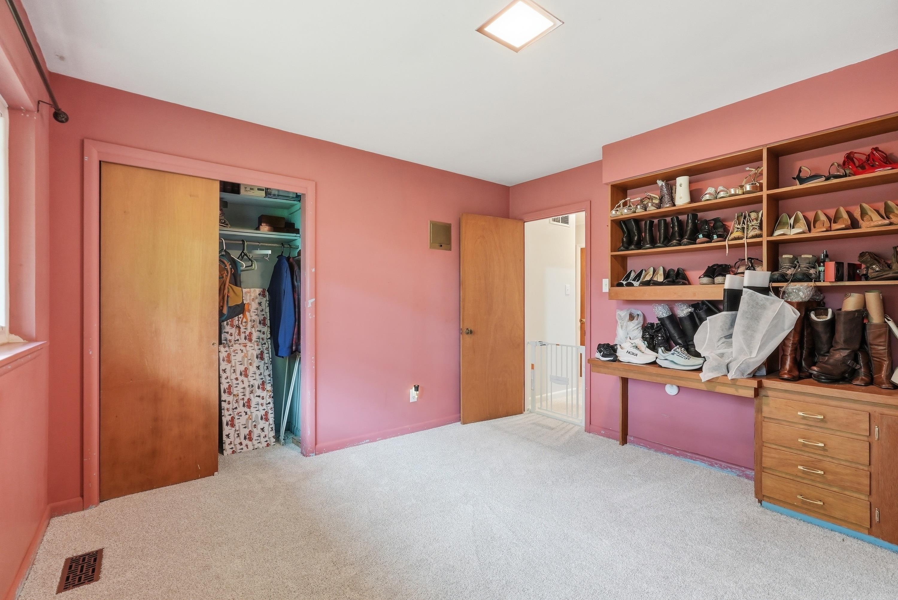 DELBERTS - Residential