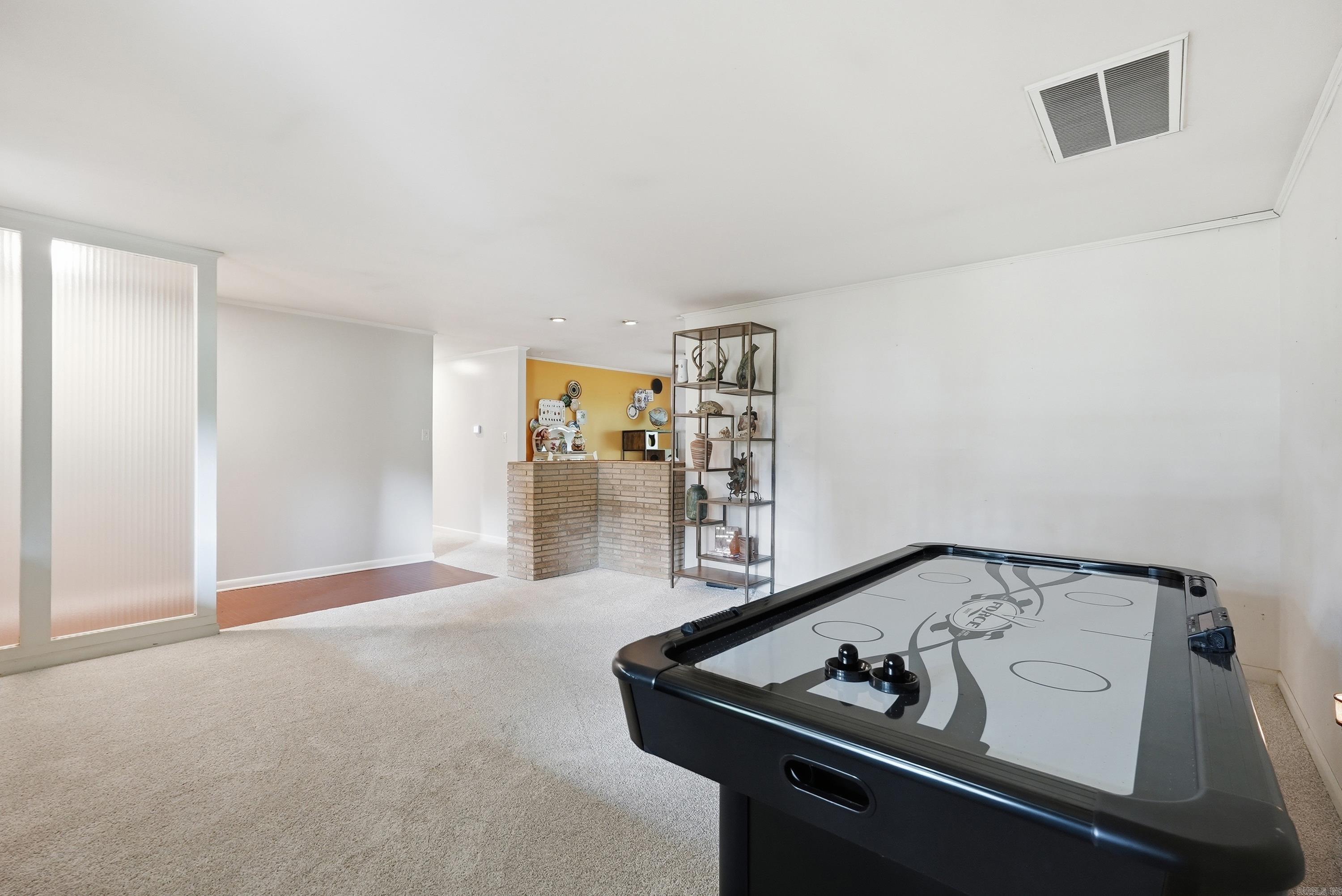 DELBERTS - Residential