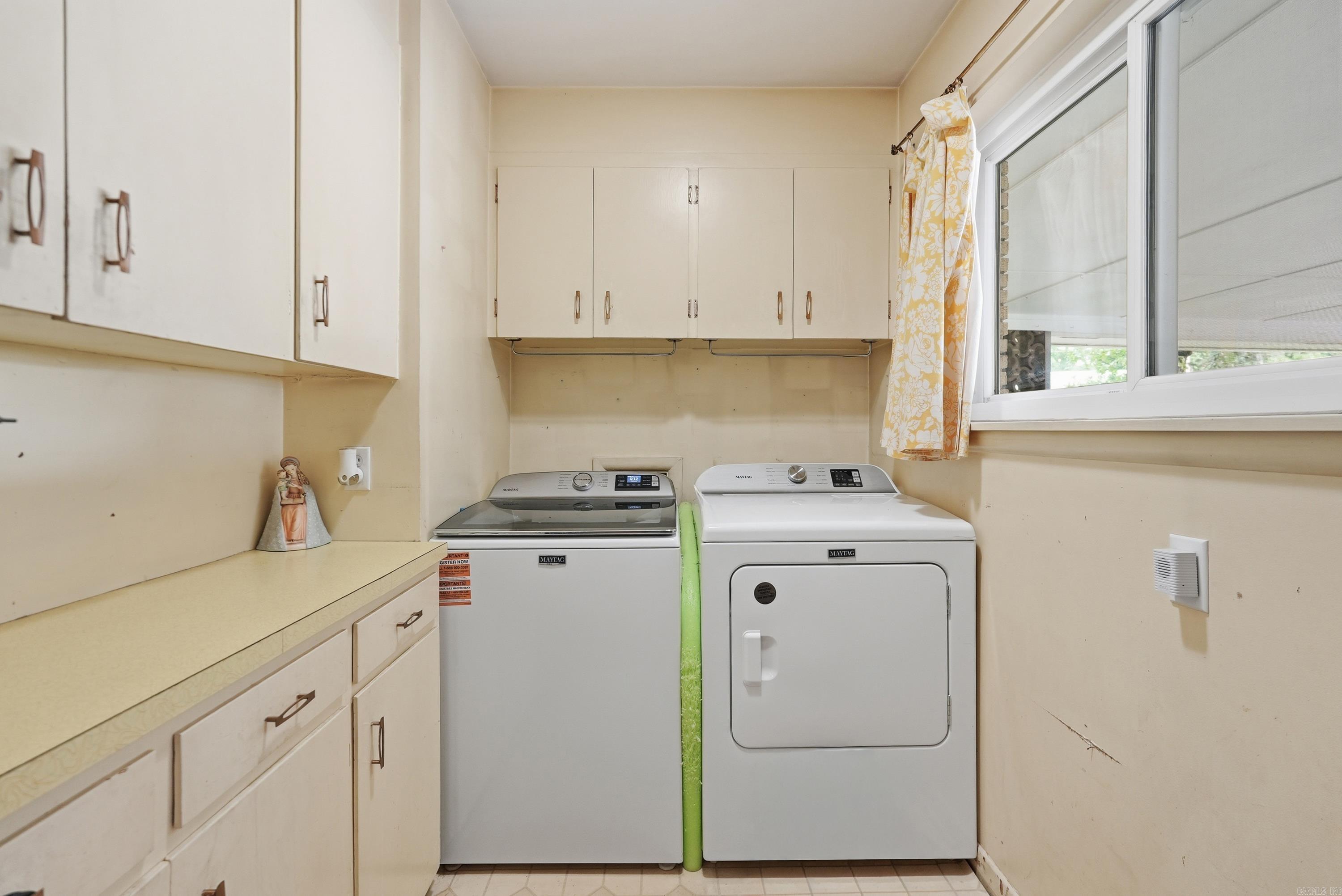 DELBERTS - Residential