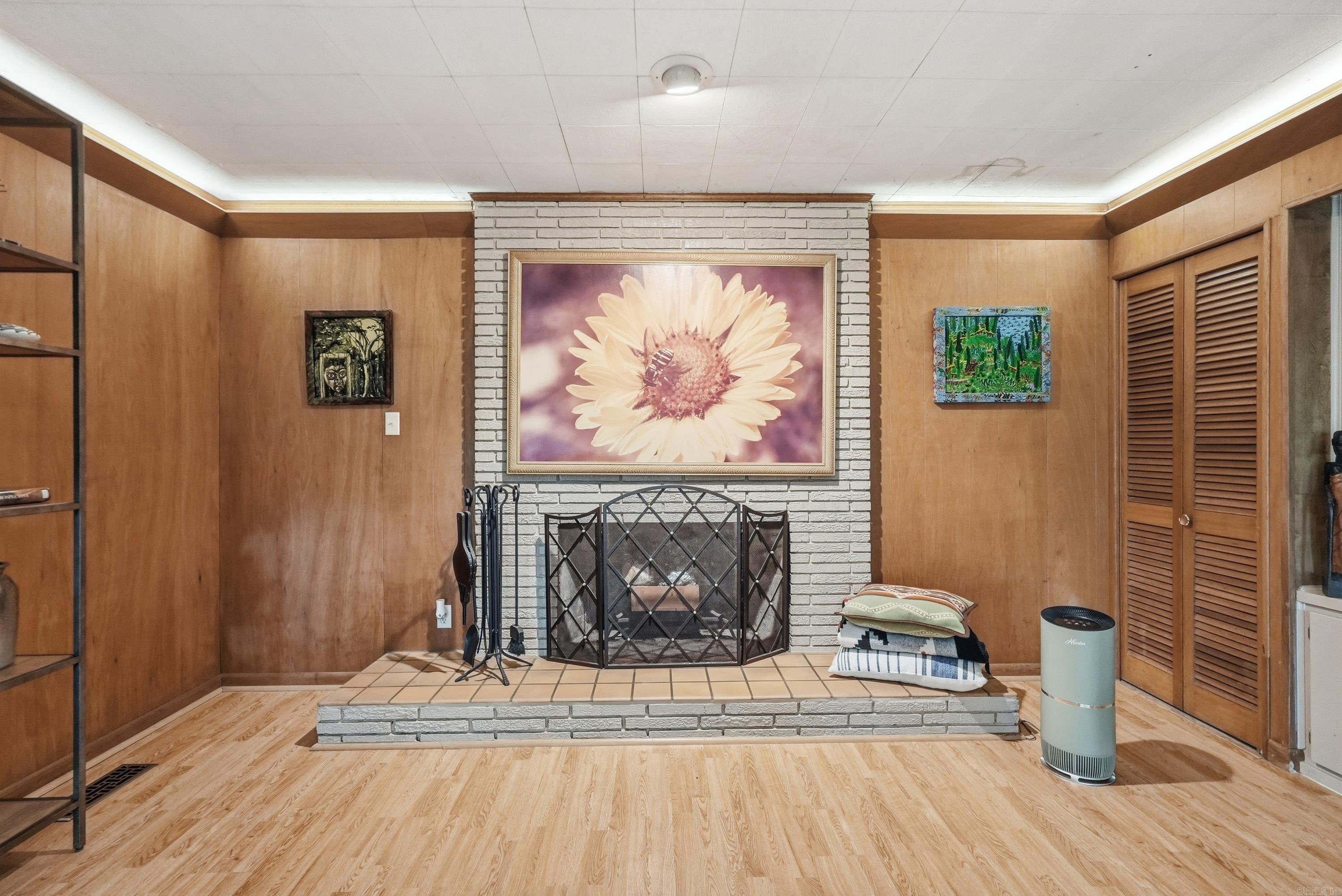 DELBERTS - Residential