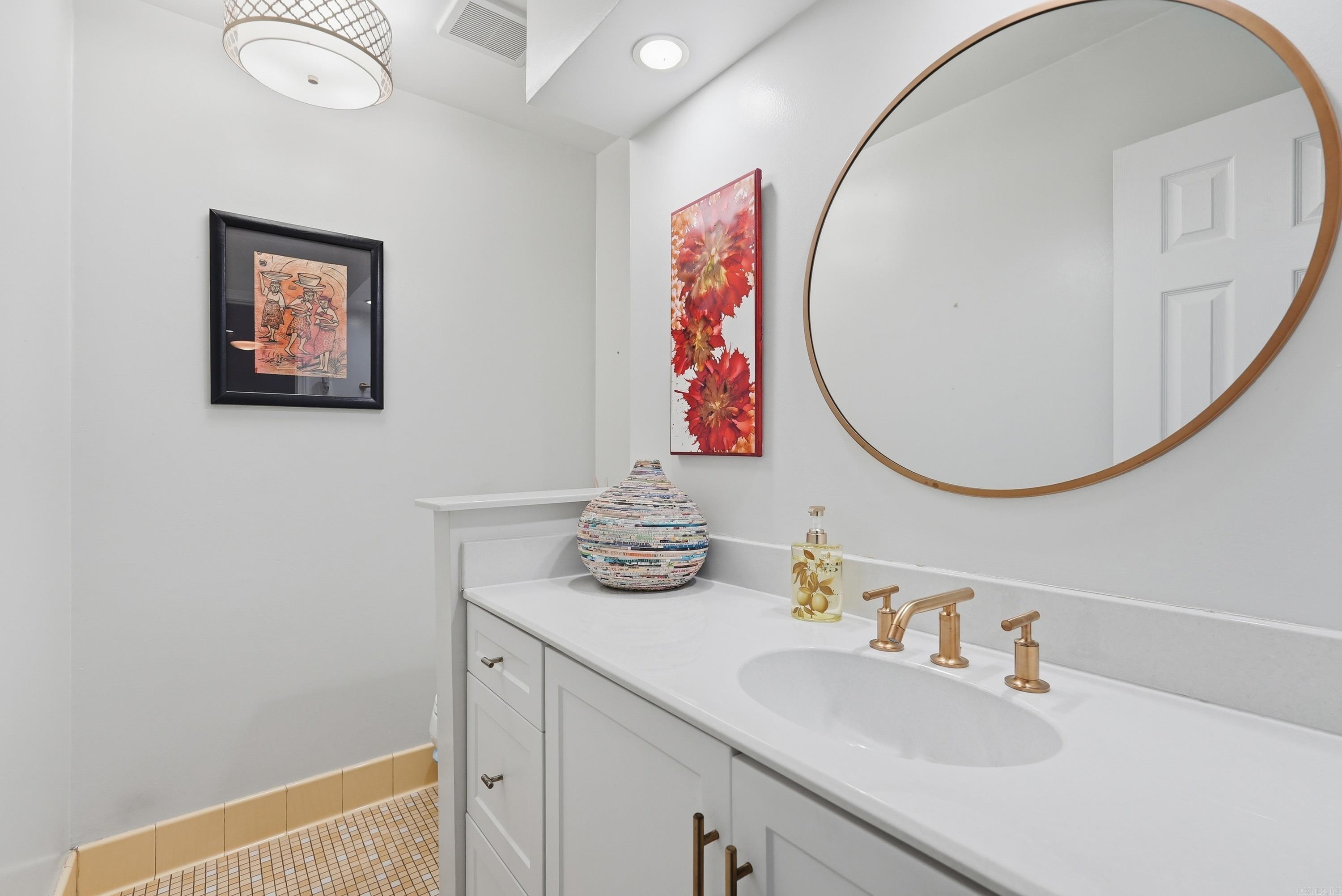 DELBERTS - Residential
