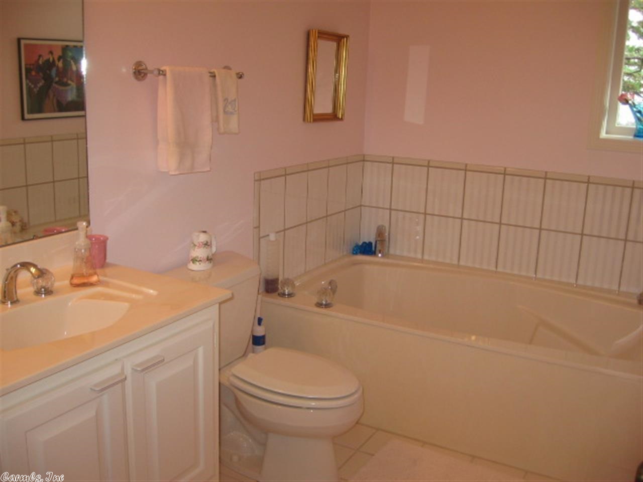 INDIAN HILLS - Residential