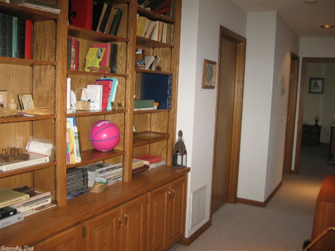 INDIAN HILLS - Residential