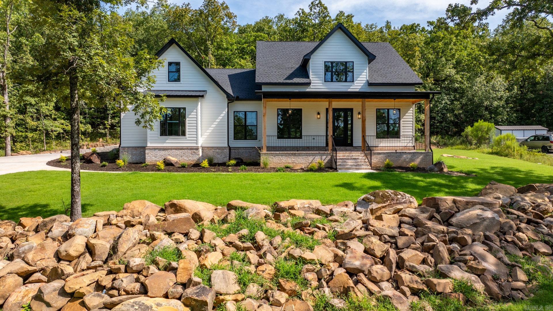 SPRING VALLEY - Residential