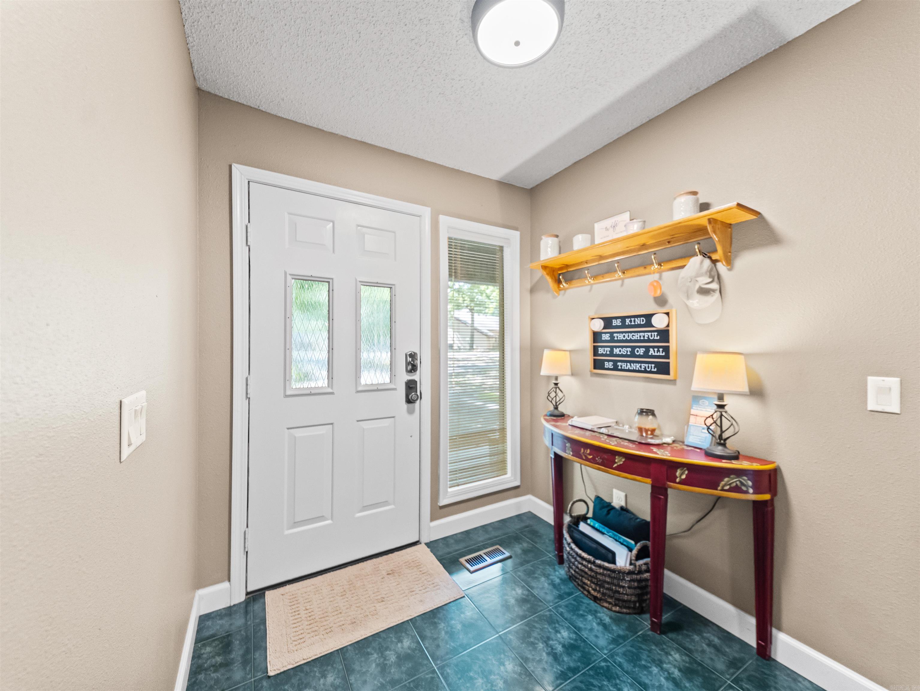 CORONADO COURTS - Residential