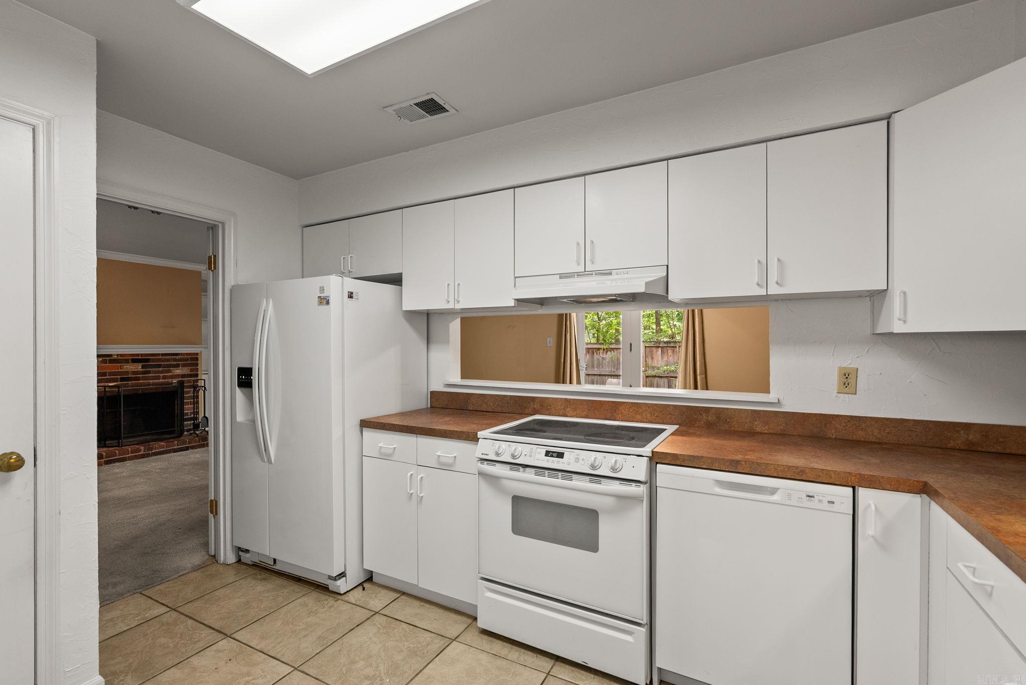 KINGSBRIDGE TWNHSE - Residential