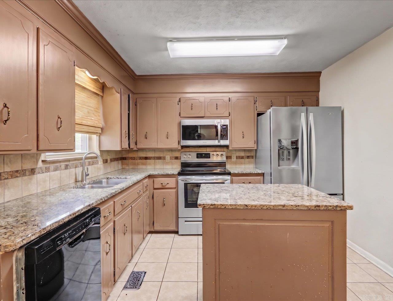 CEDARWOOD NORTH - Residential