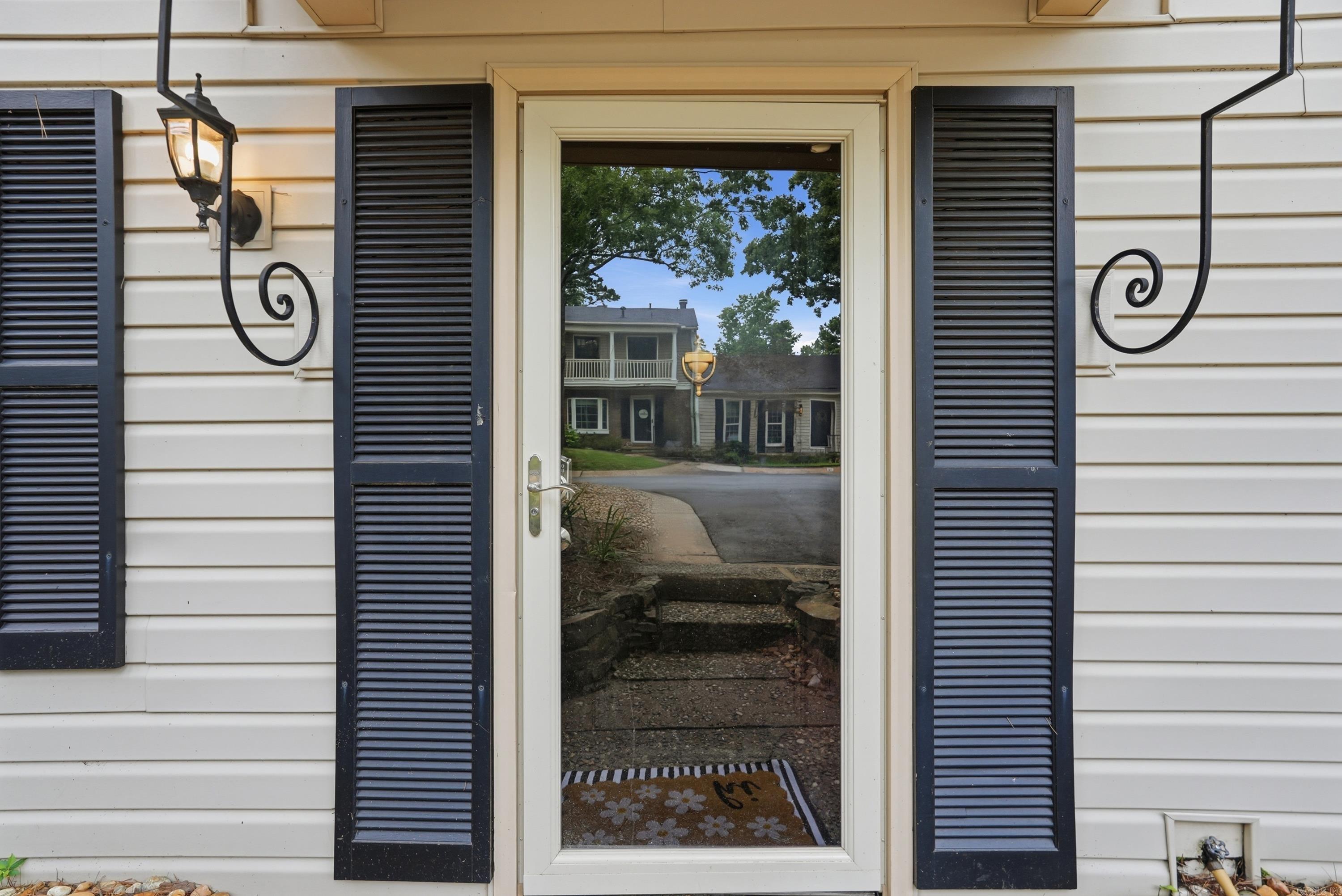 KINGSBRIDGE TWNHSE - Residential