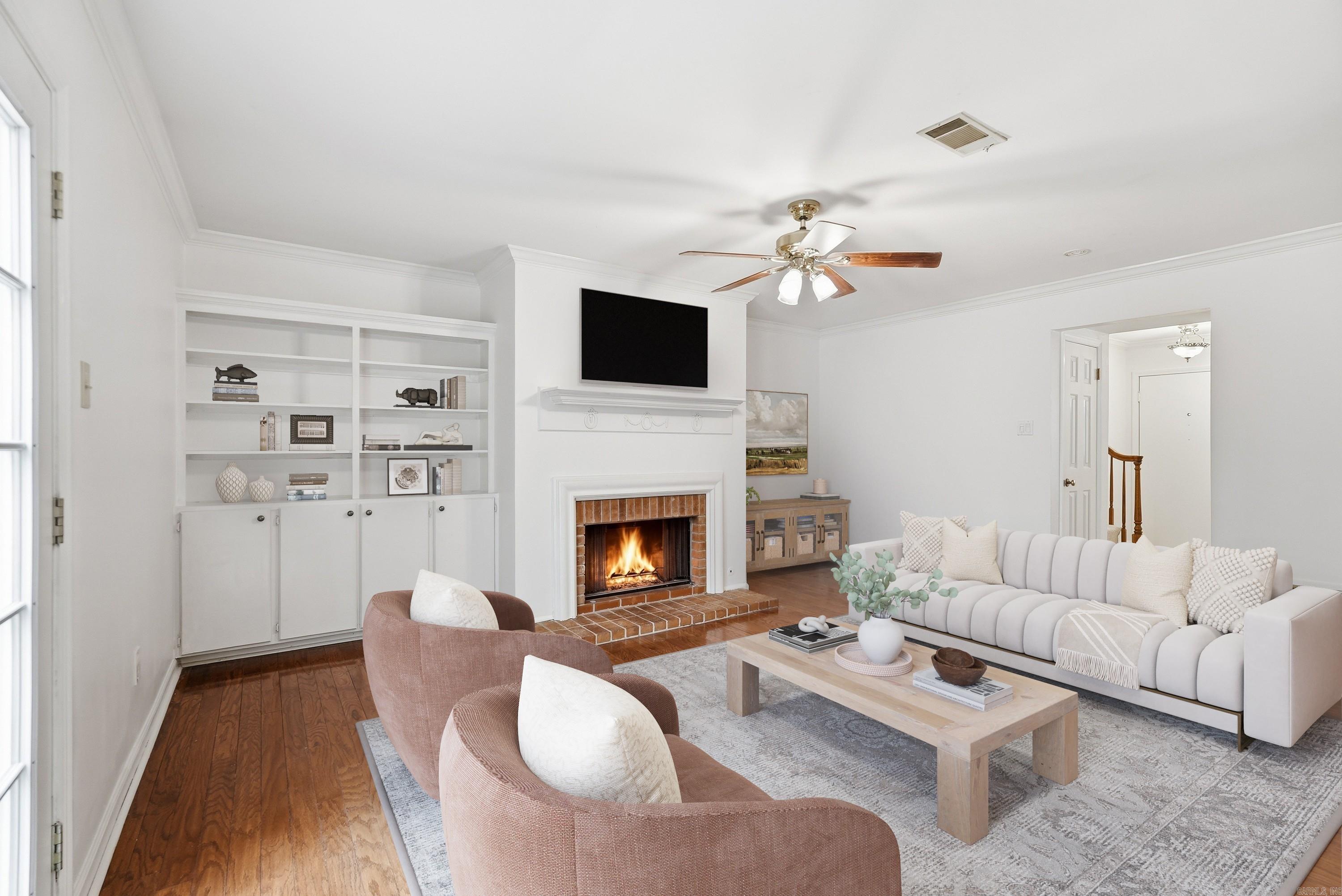KINGSBRIDGE TWNHSE - Residential