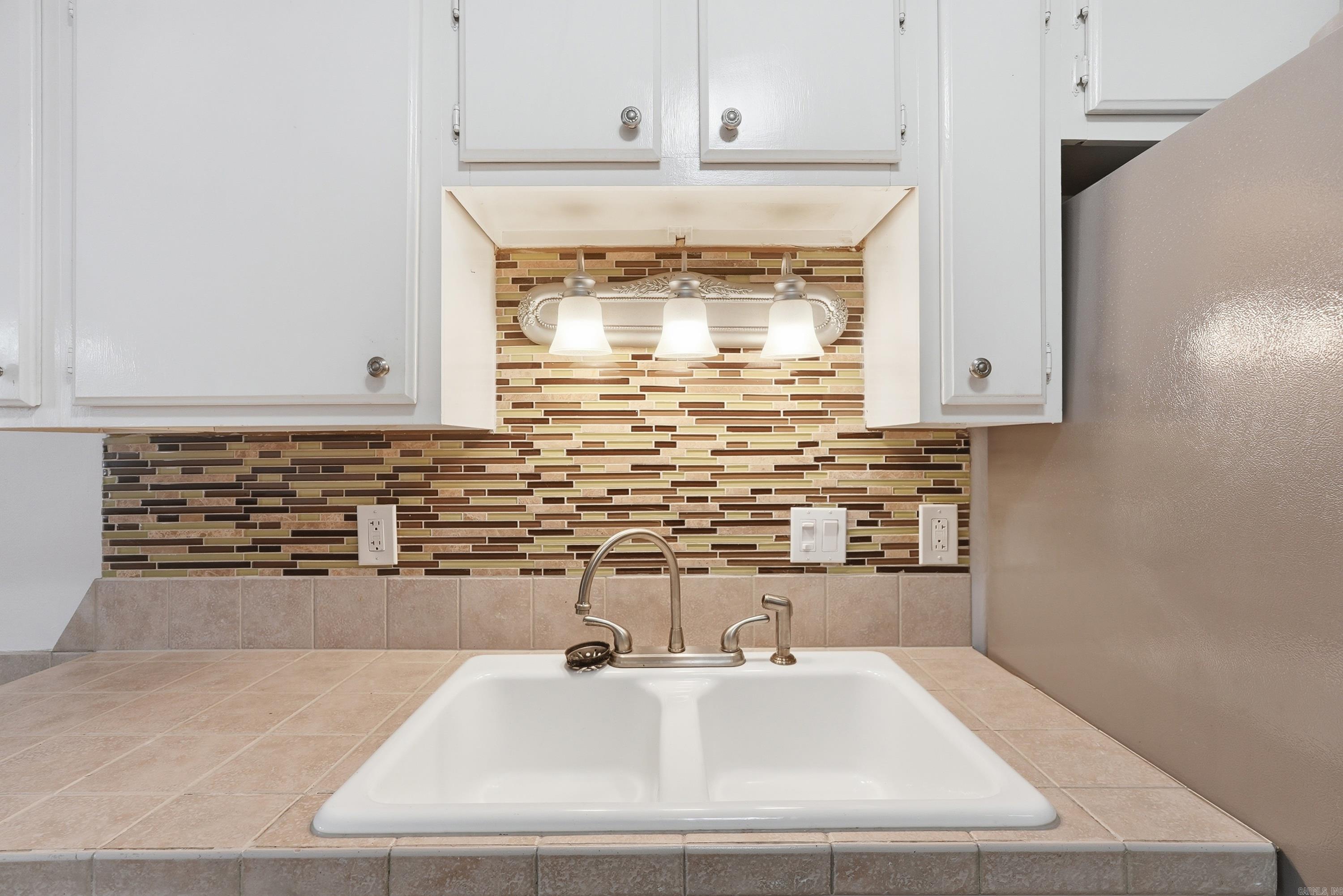 KINGSBRIDGE TWNHSE - Residential