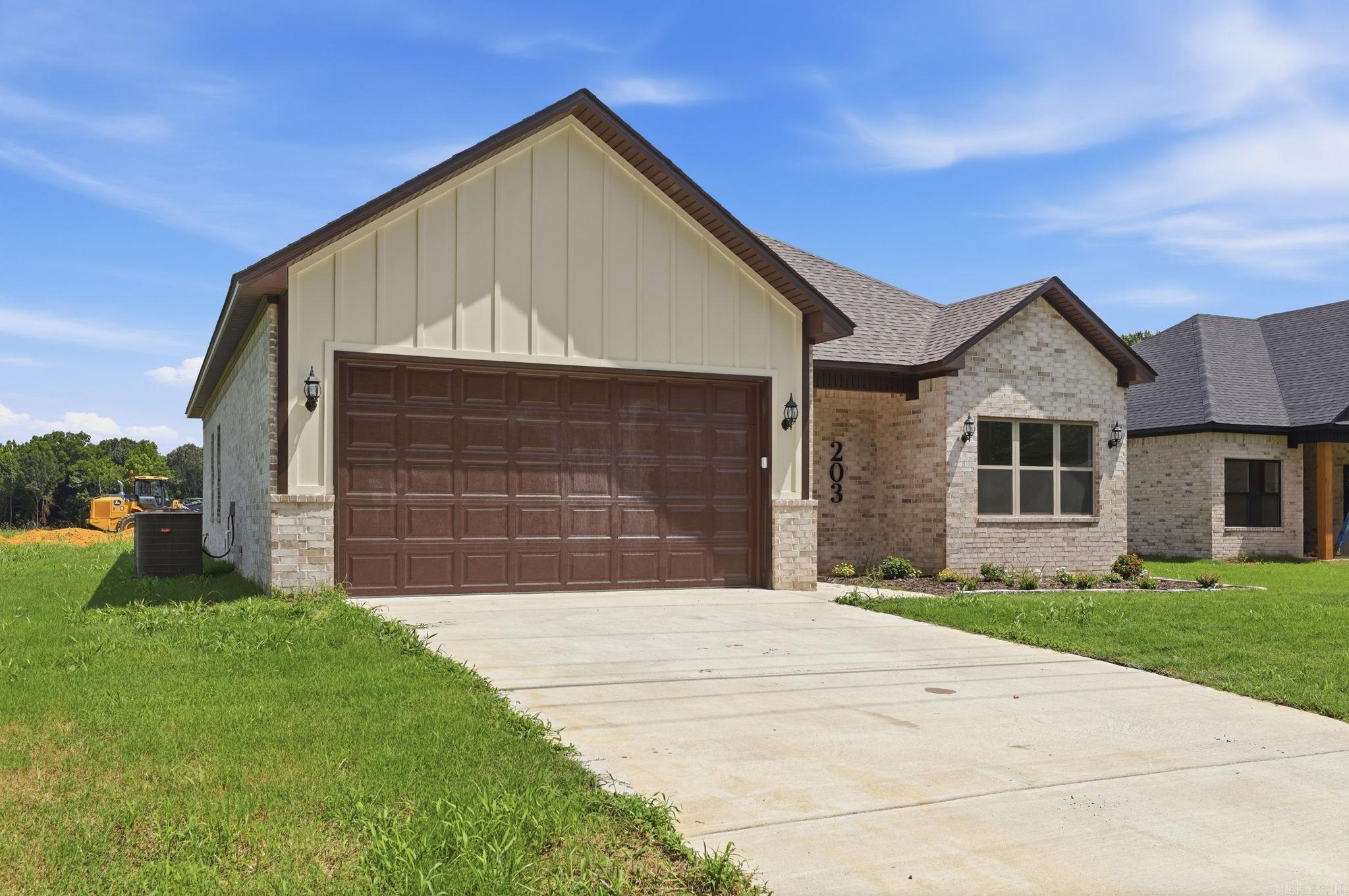 FLORIDIAN HEIGHTS PHASE 1 - Residential
