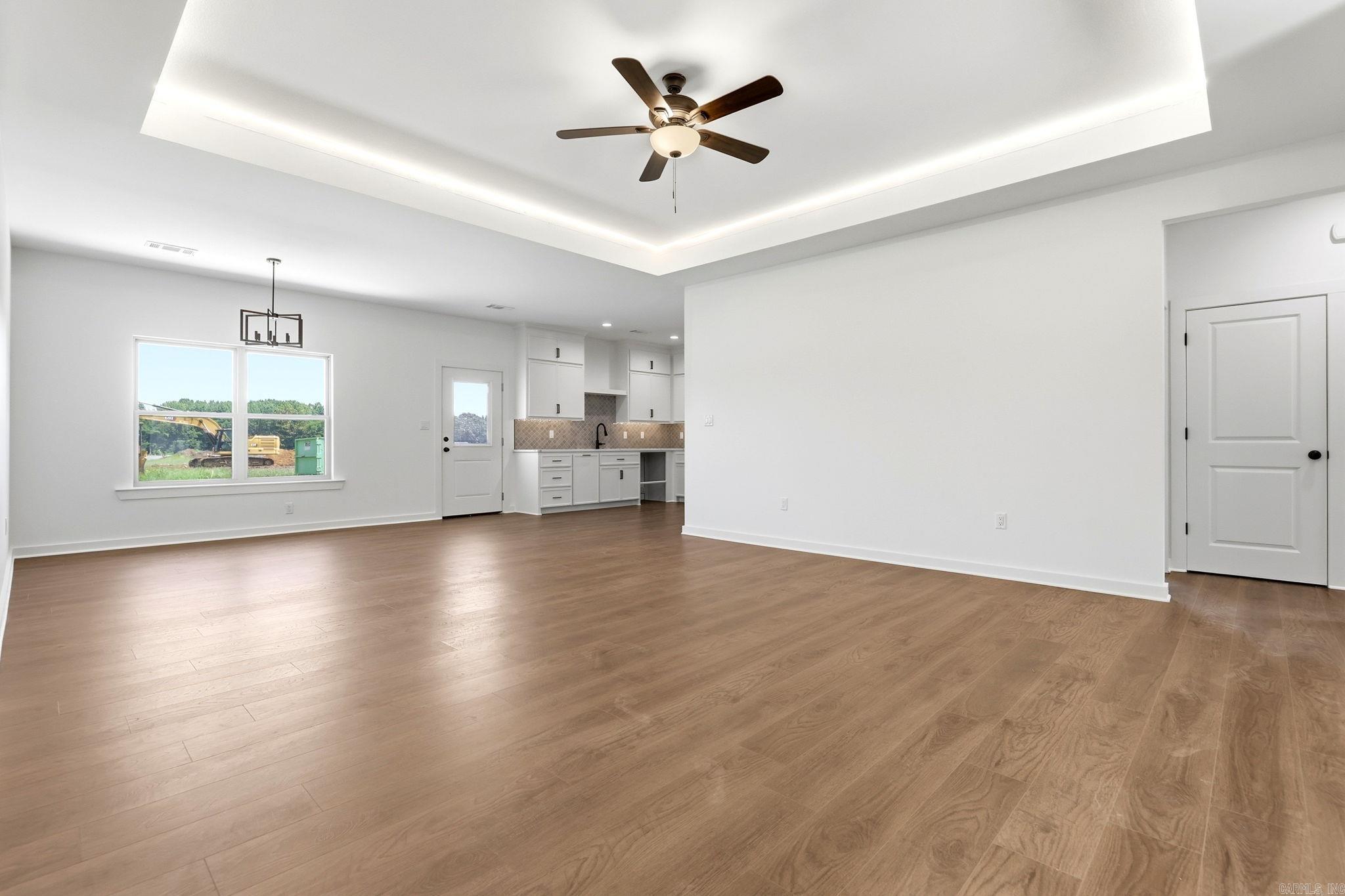 FLORIDIAN HEIGHTS PHASE 1 - Residential