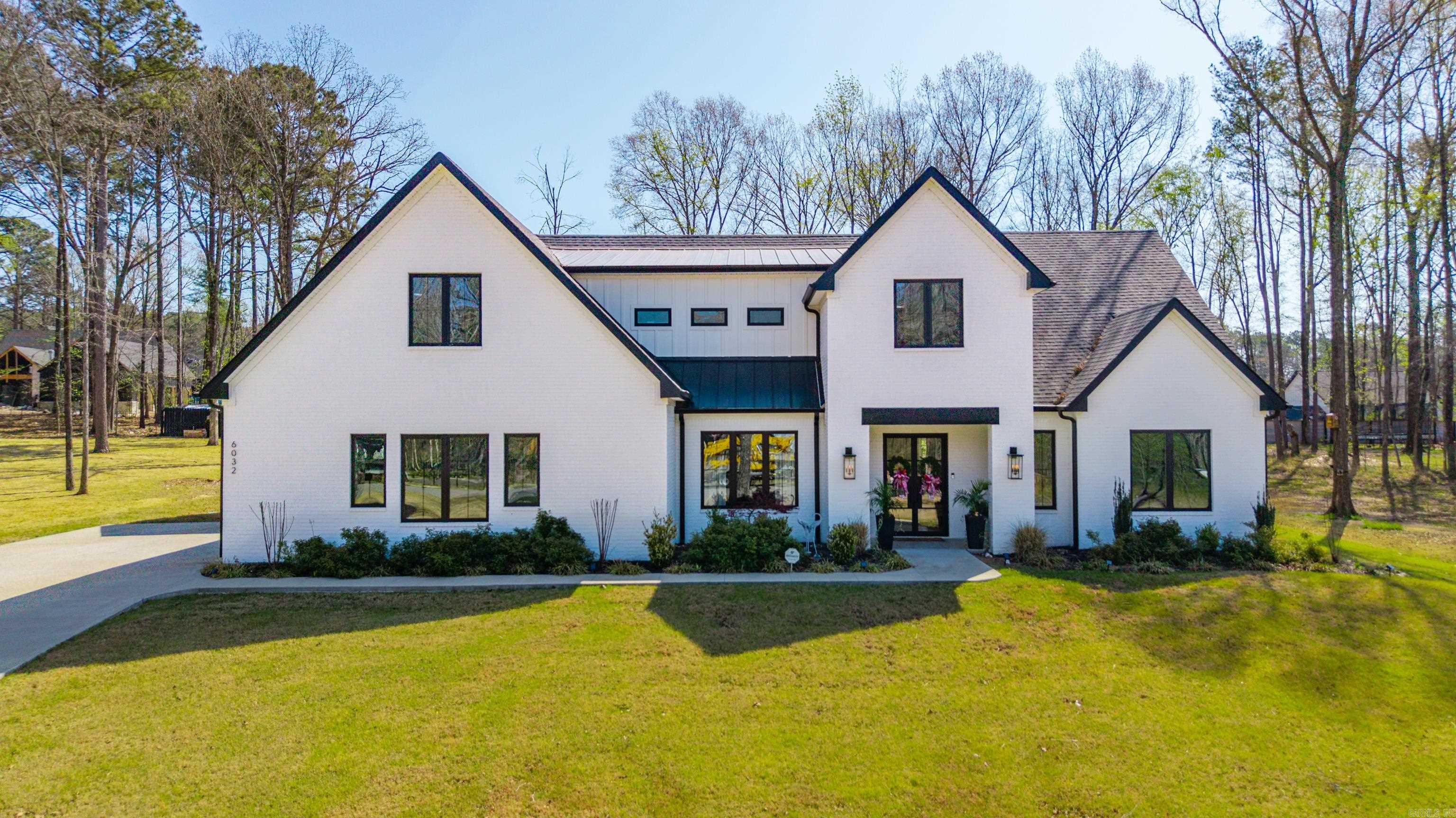 HAZEL OAK - Residential