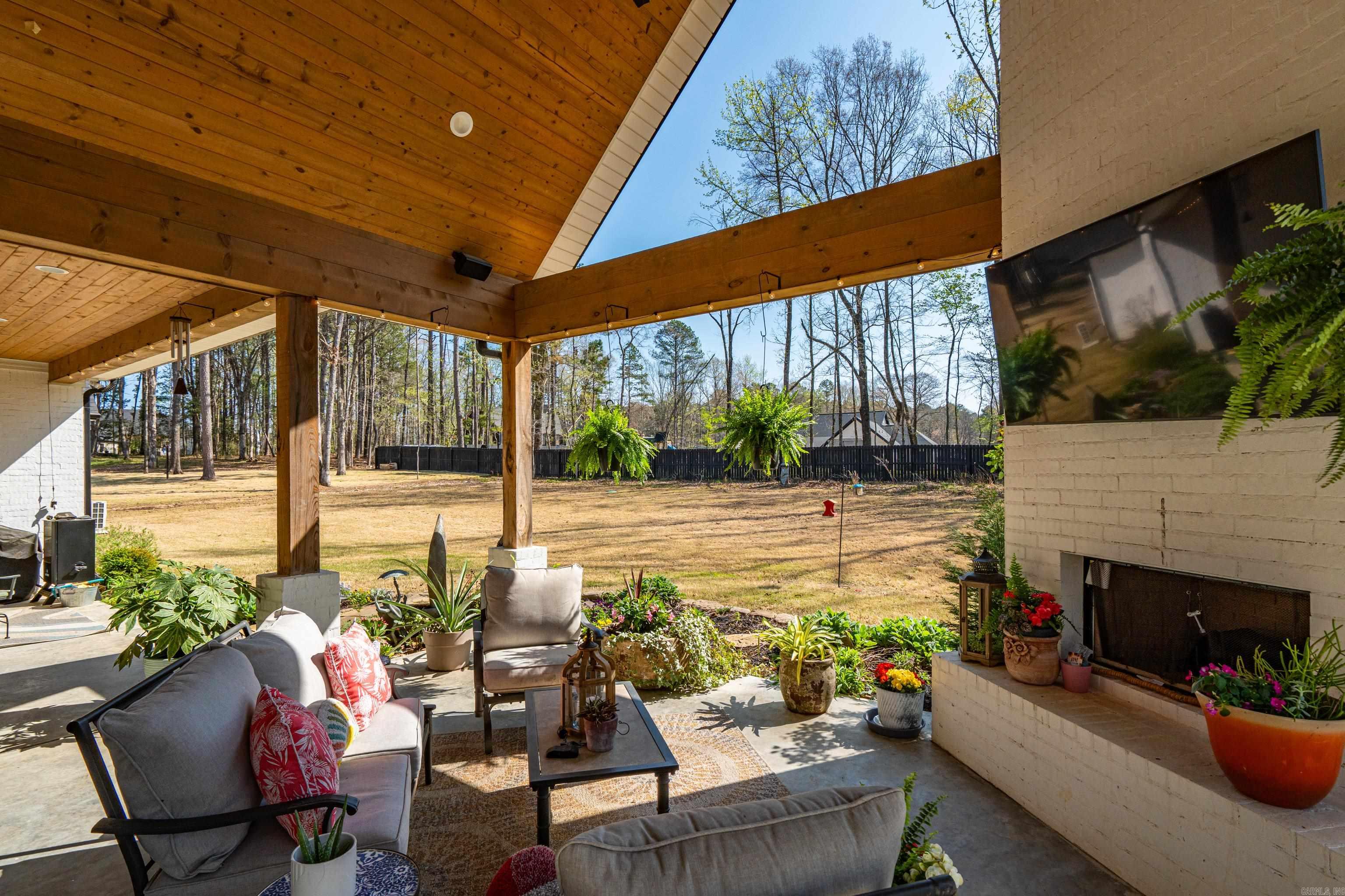 HAZEL OAK - Residential
