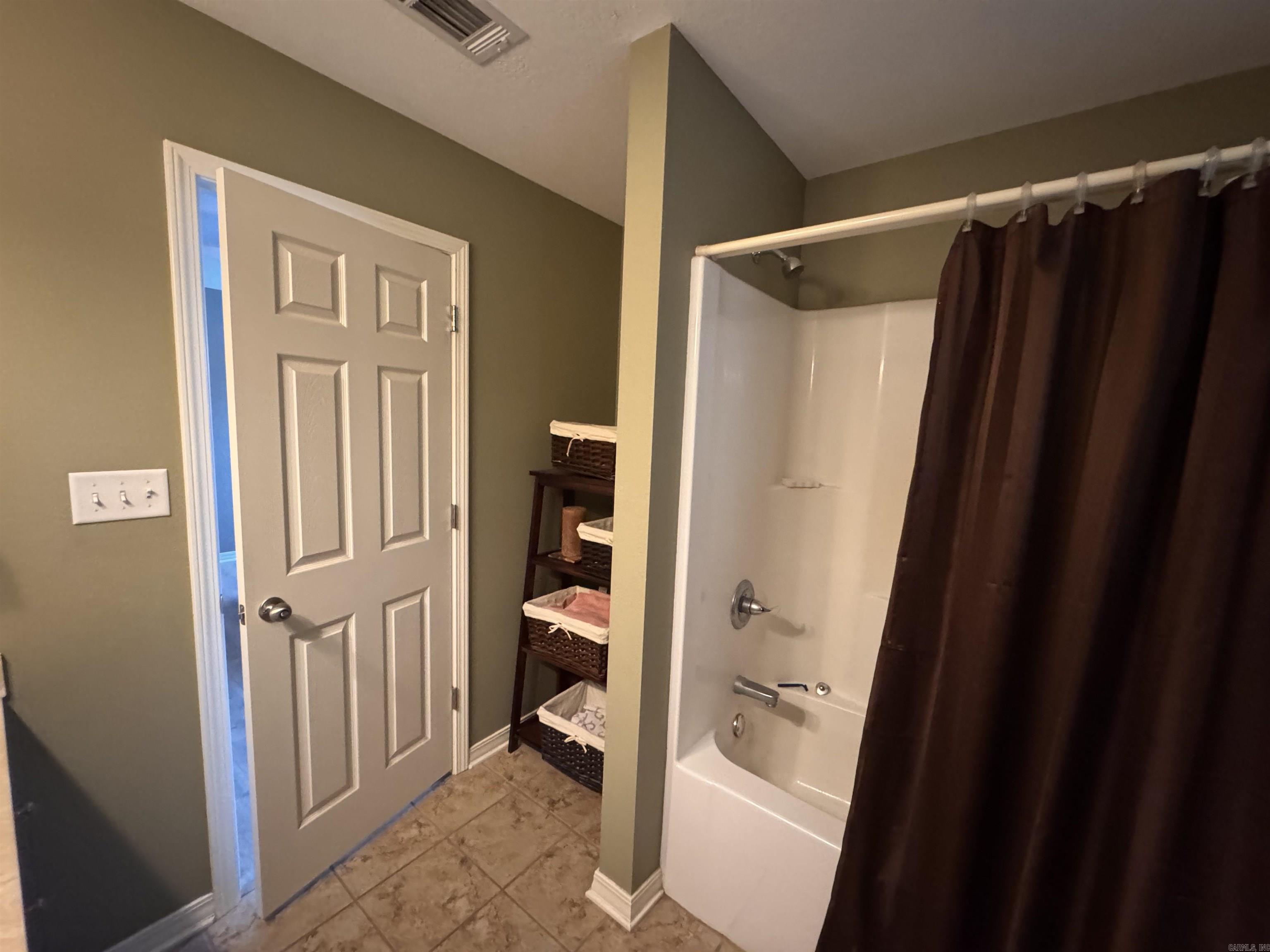 PROVIDENCE PLACE - Residential