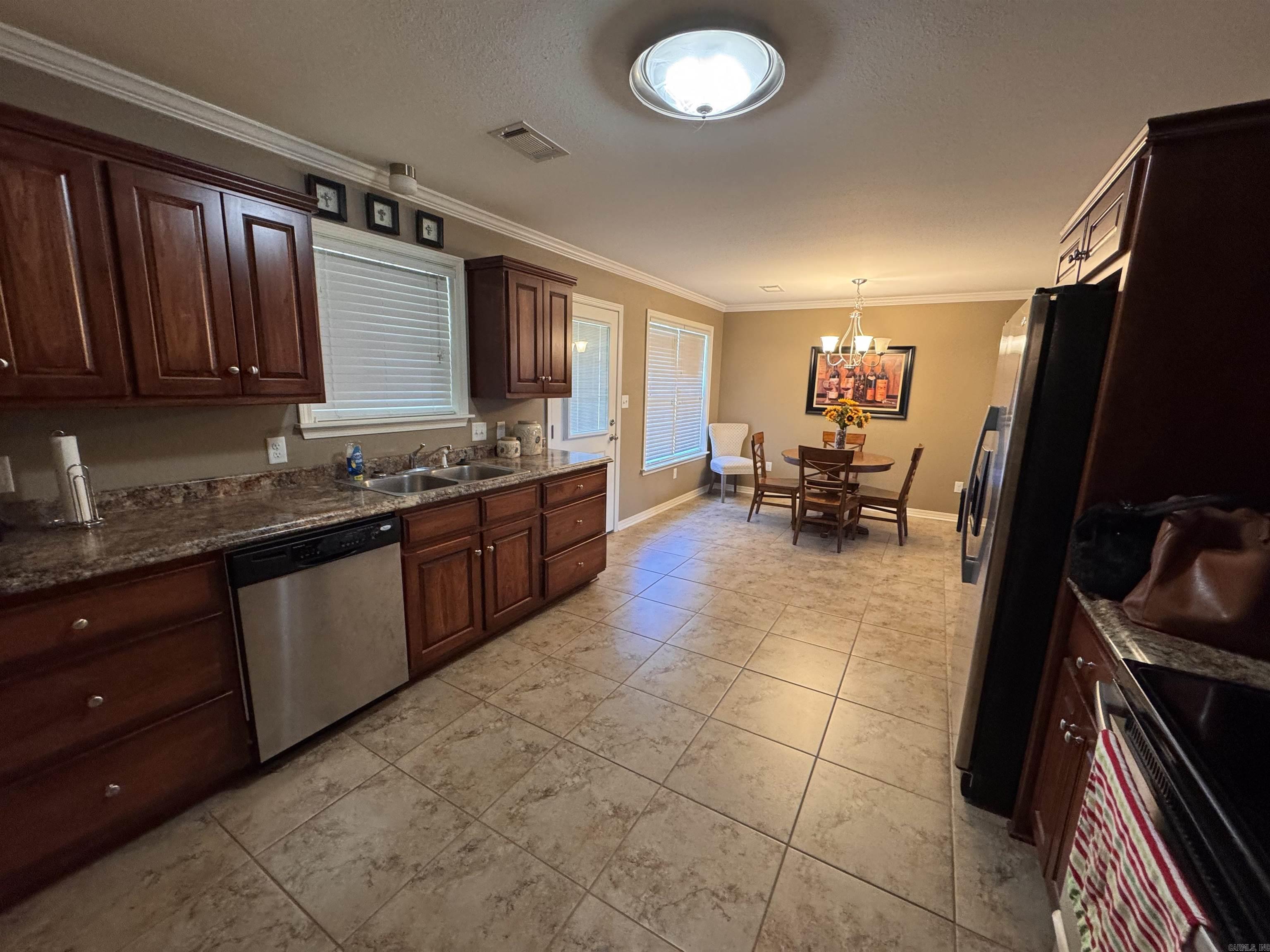 PROVIDENCE PLACE - Residential