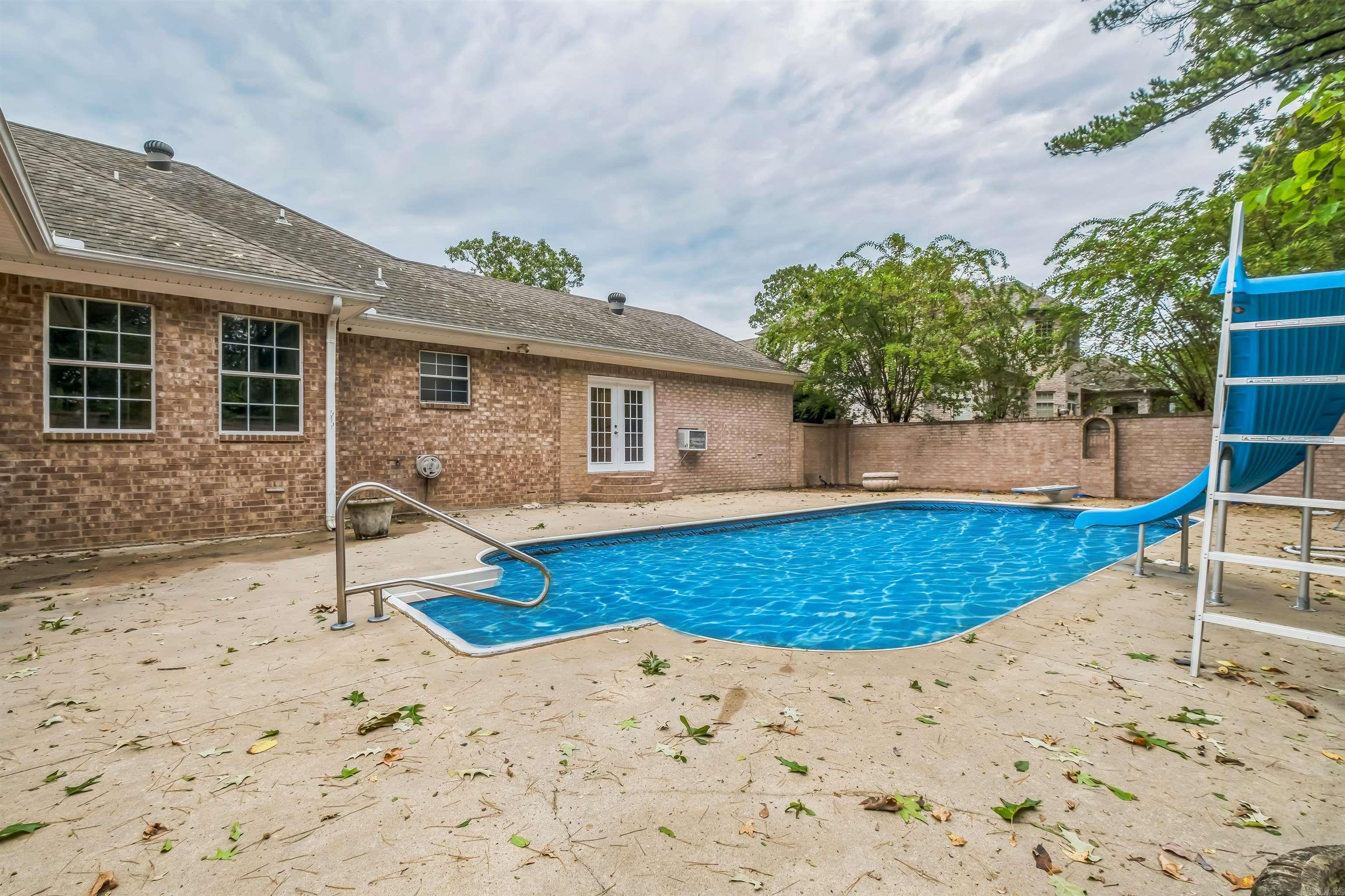 GREYSTONE - Residential