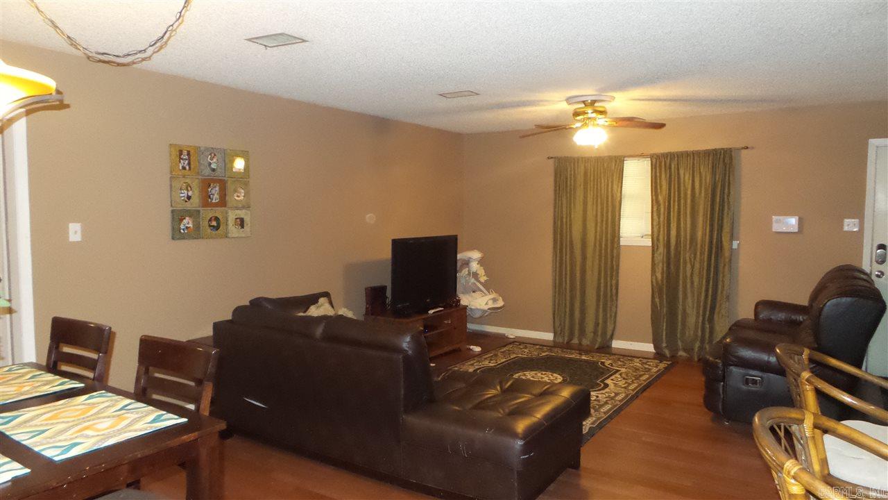 Oak Meadows - Residential