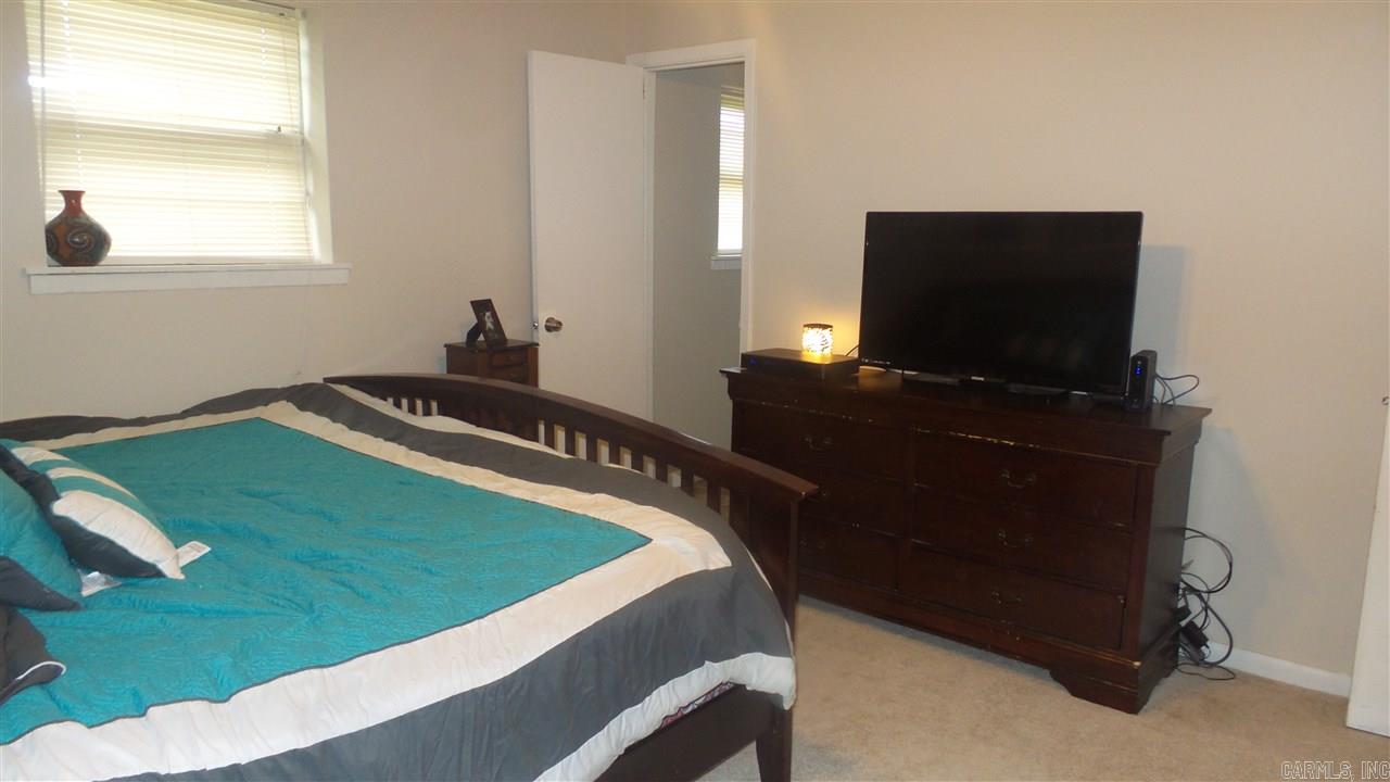 Oak Meadows - Residential