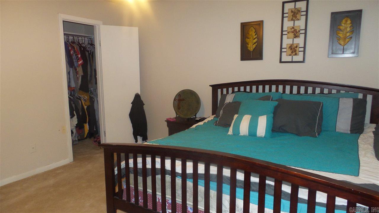 Oak Meadows - Residential