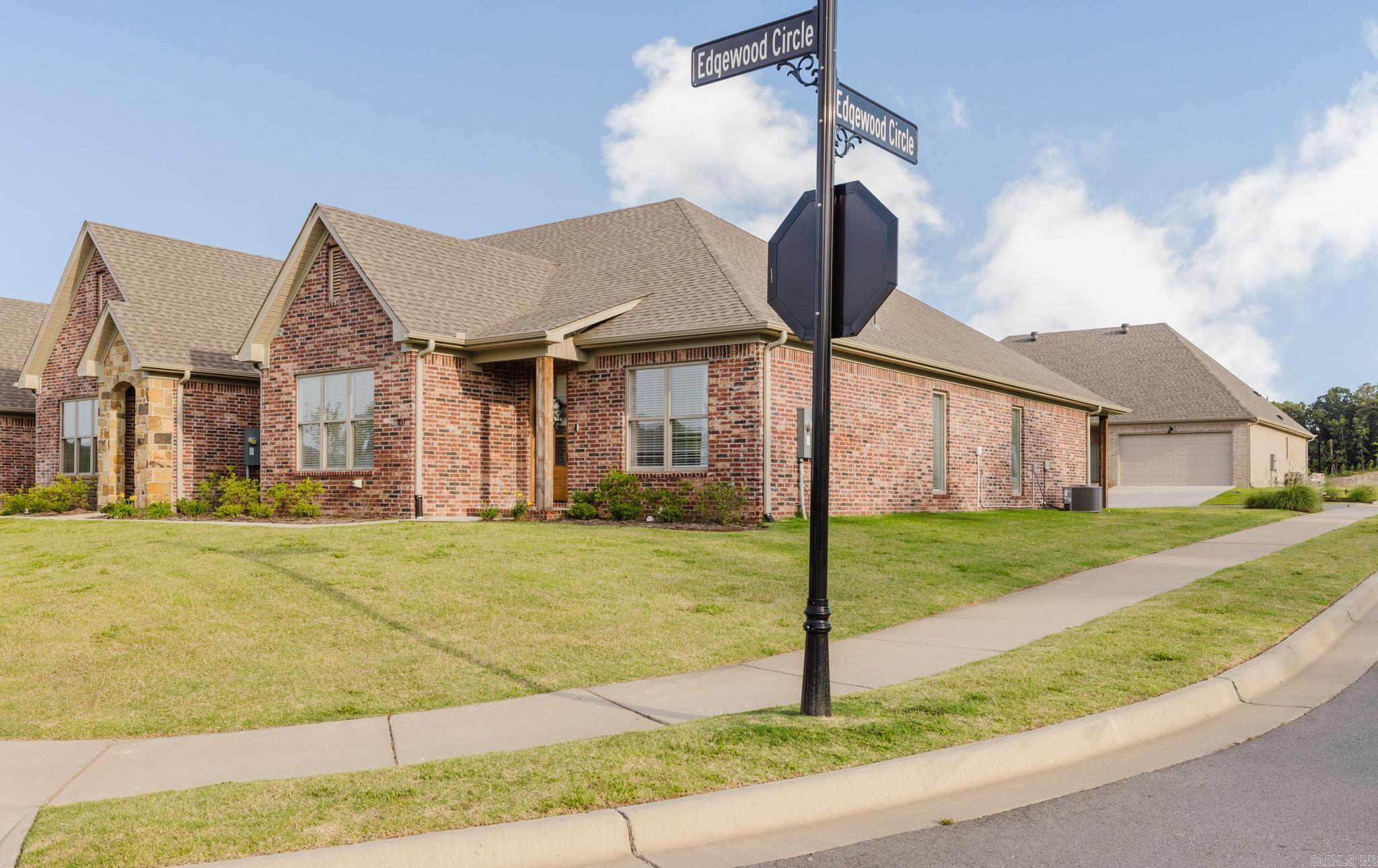 EDGEWOOD PHASE 1 - Residential