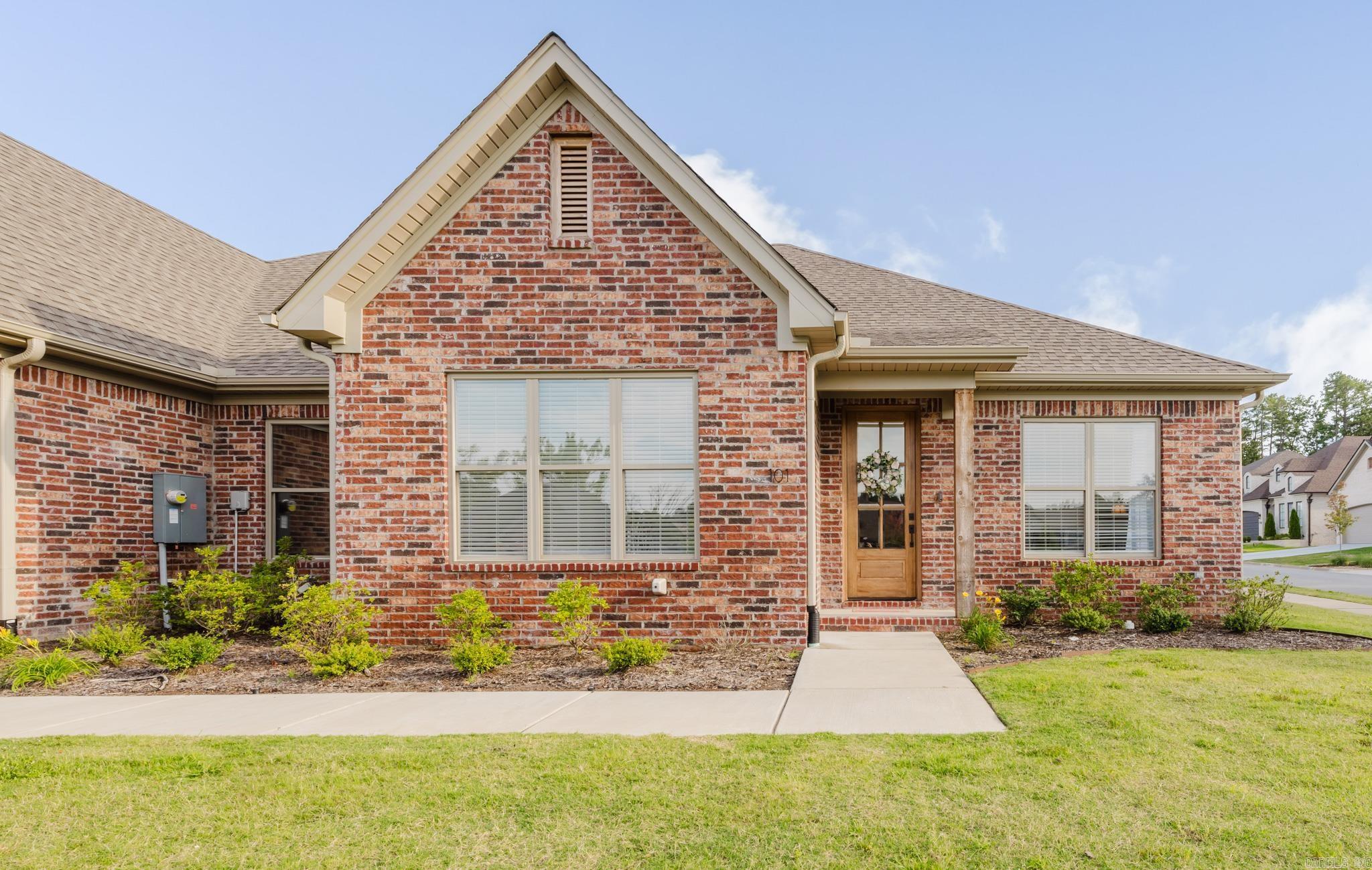 Welcome to Edgewood! This stunning corner lot townhome in one of West Little Rock's most desirable new subdivisions is waiting for YOU! 2 Bedrooms plus a large BONUS ROOM that could be used as a third bedroom, office, home studio, or whatever your heart desires! Bonus room has its own sliding glass door entrance, making it perfect for a guest room. Built in 2024, this home has had one owner and is in excellent, like new condition! Ample kitchen storage includes spacious cabinets as well as a walk-in pantry. The primary suite features a bedroom with beautiful high ceilings and excellent natural light, a large bathroom with an oversized walk-in shower, as well as a large walk-in closet that includes gorgeous built in shelving and storage. Washer and dryer hookups are in the closet of the primary suite, making laundry a breeze. Don't miss out on this like-new home with all the bells and whistles!