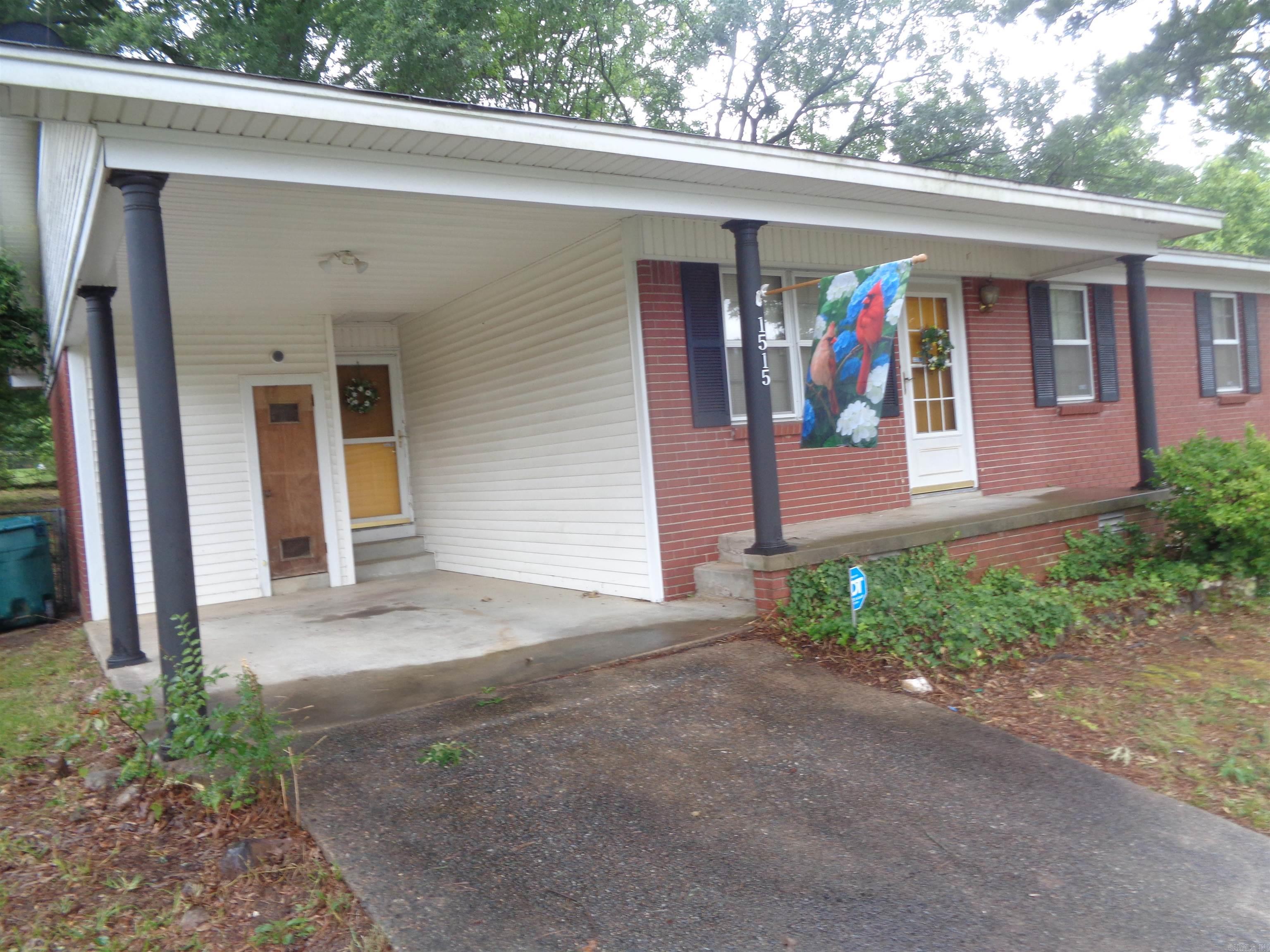 Twin Lakes - Residential Lease