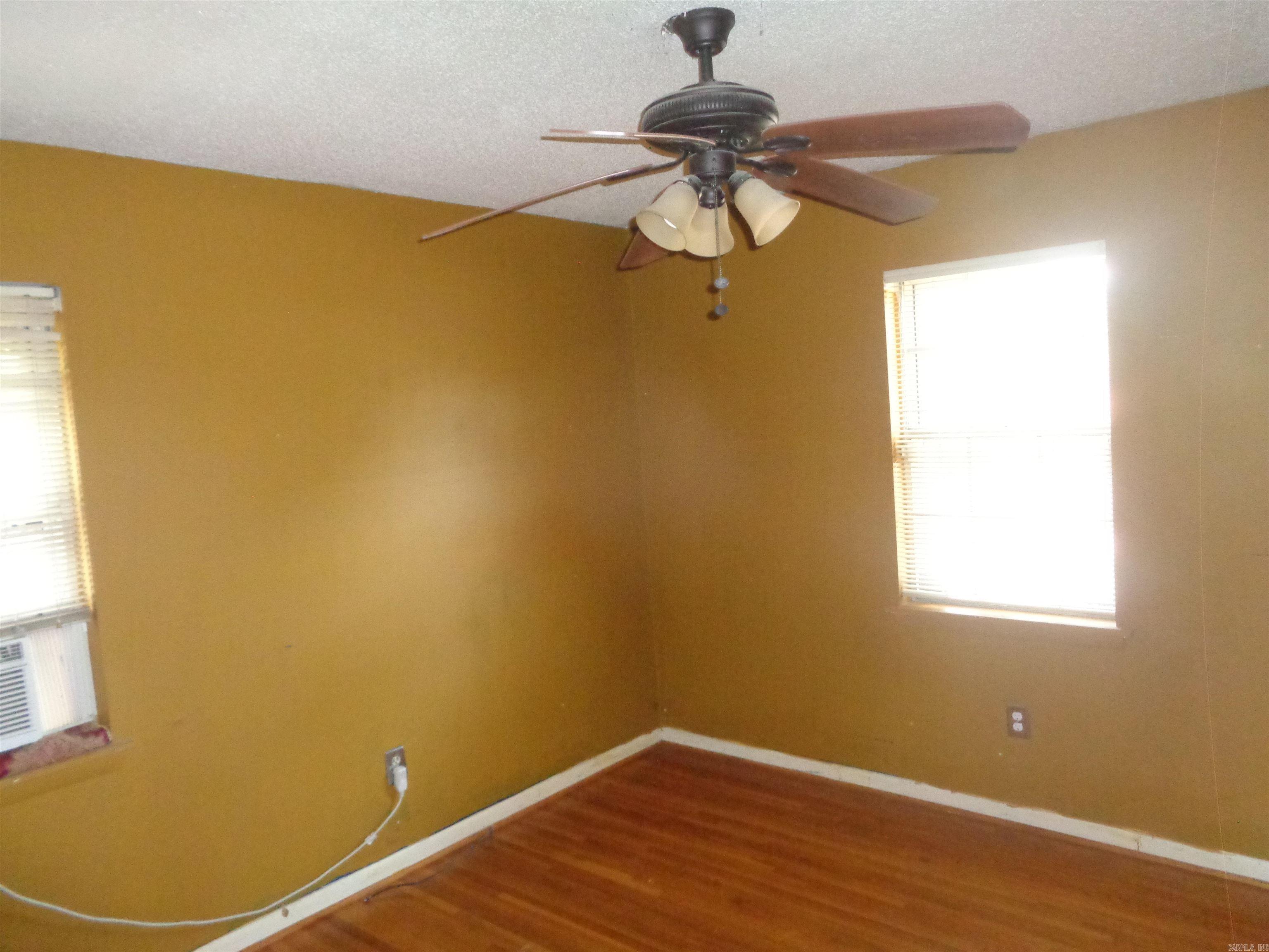 Twin Lakes - Residential Lease