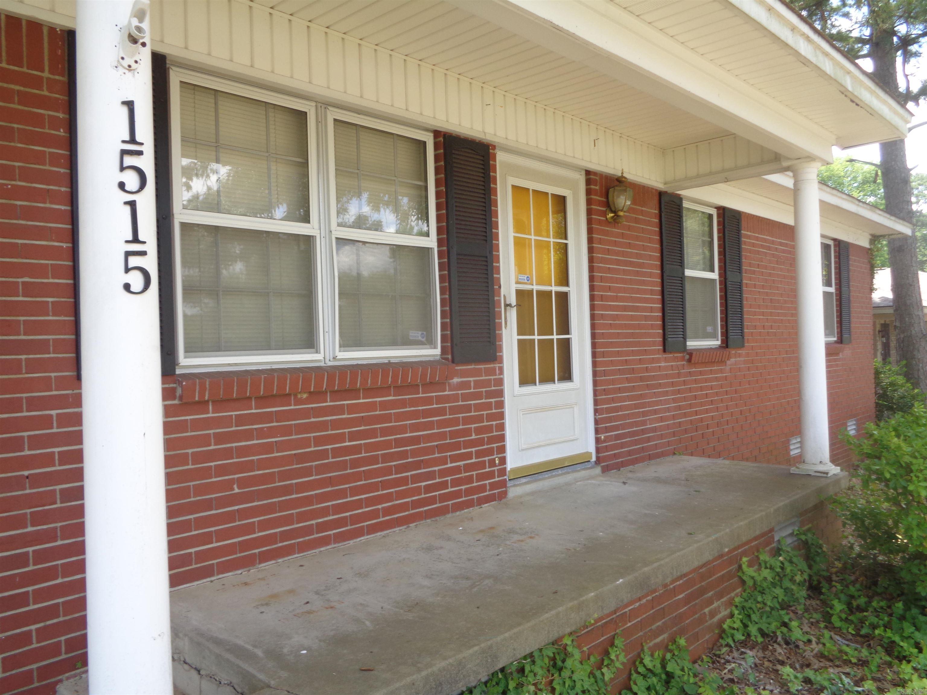 Twin Lakes - Residential Lease