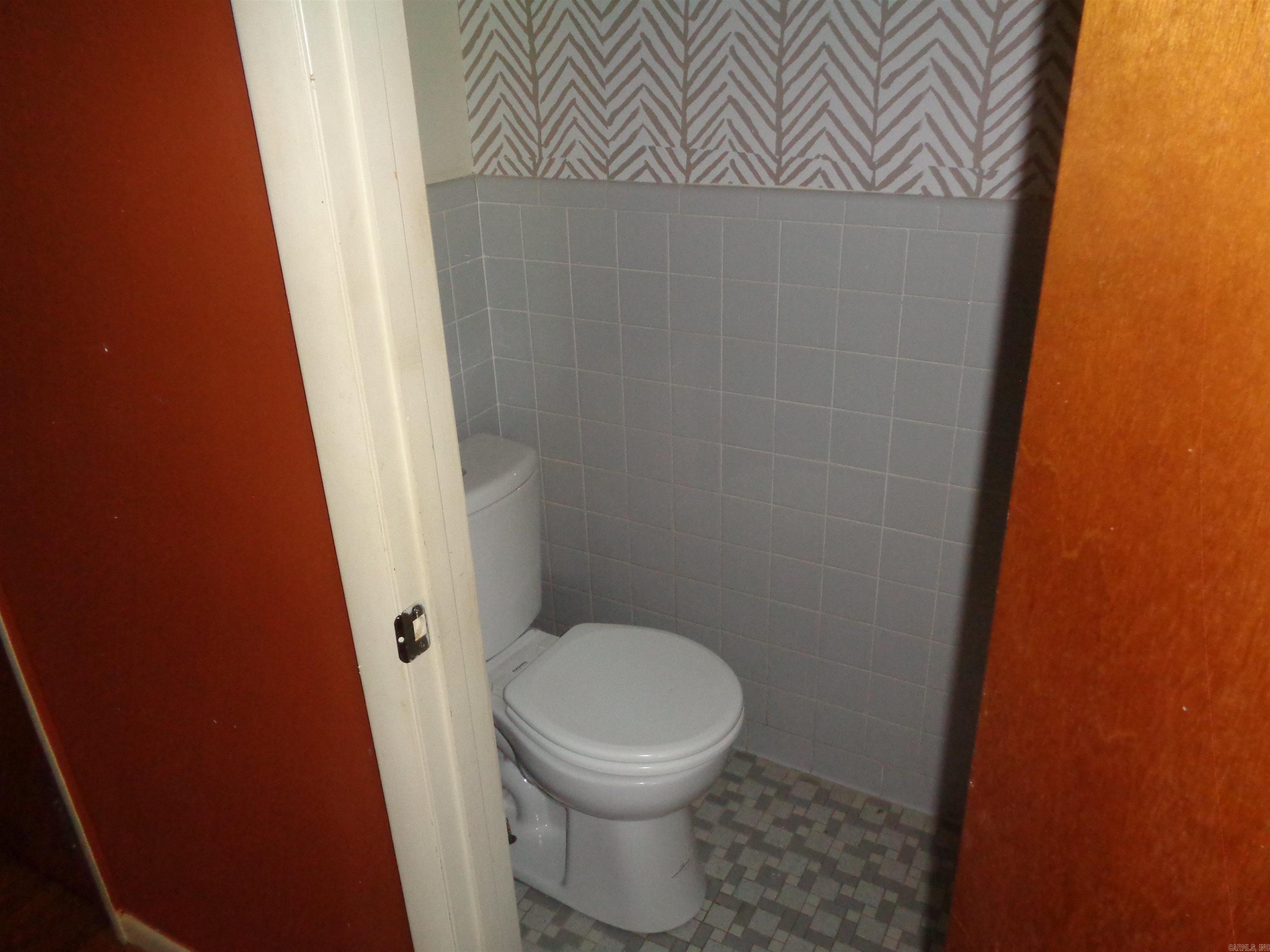 Twin Lakes - Residential Lease