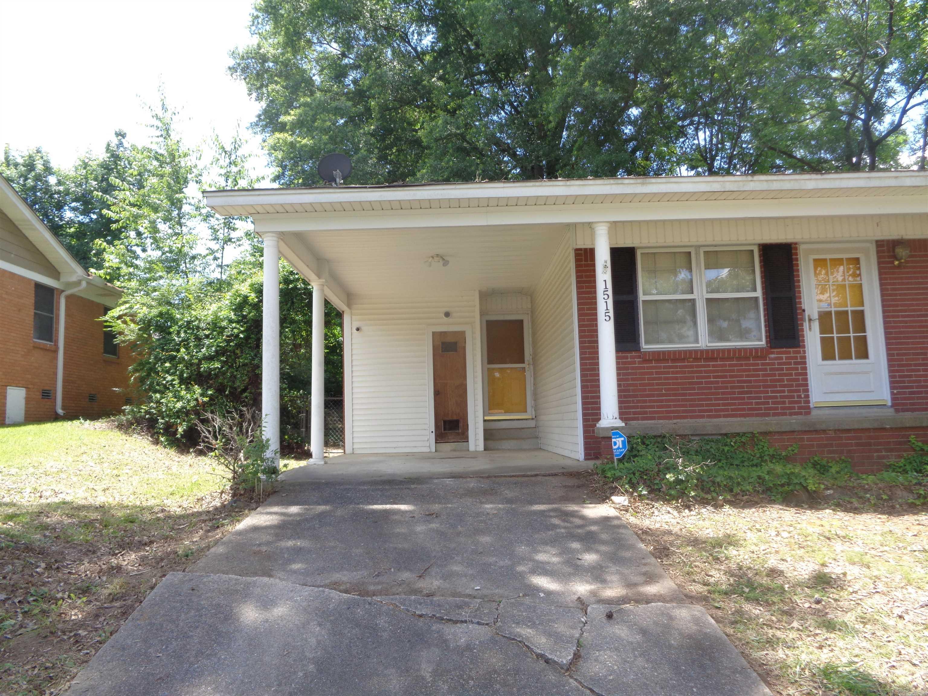 Twin Lakes - Residential Lease