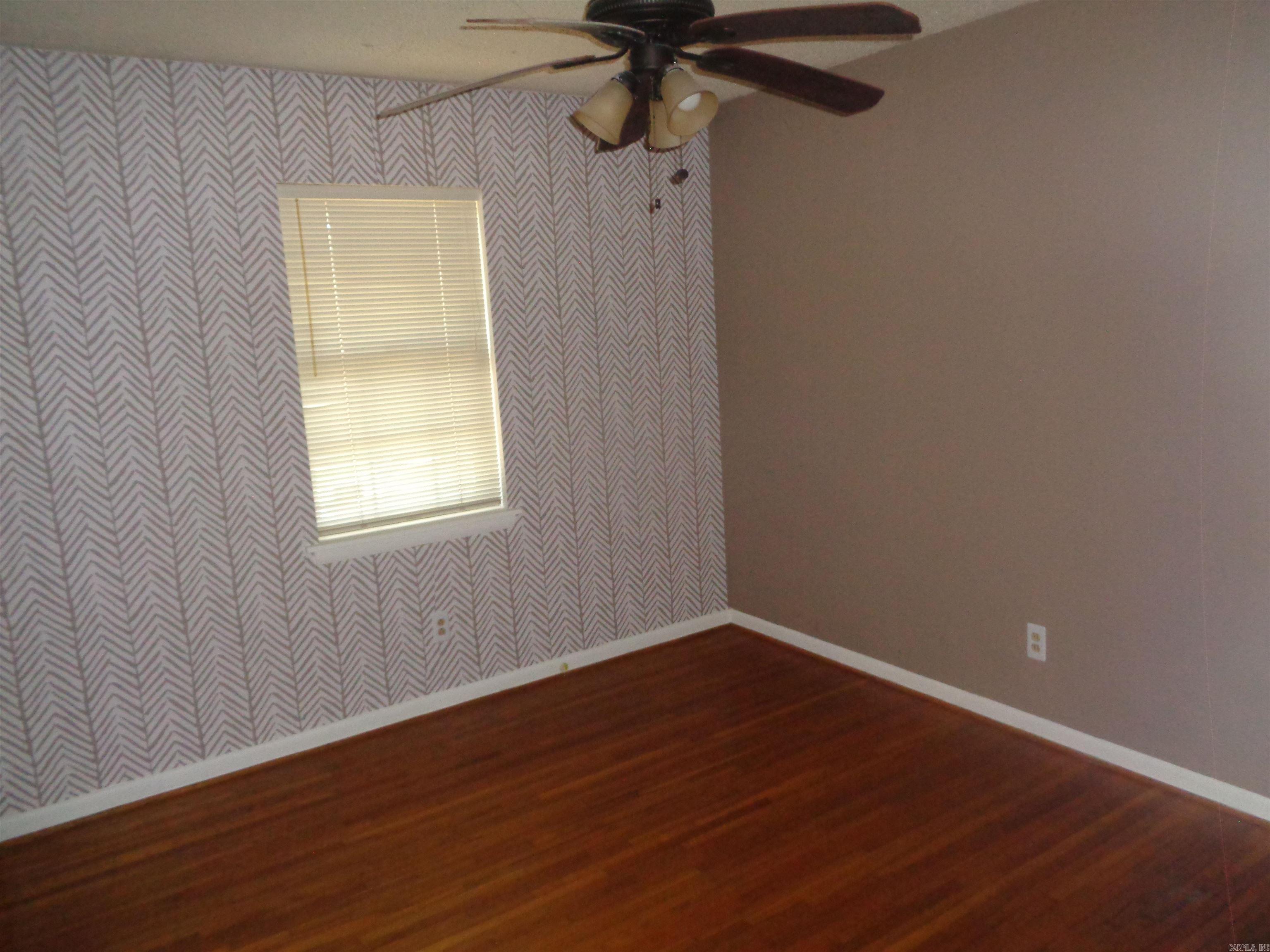 Twin Lakes - Residential Lease