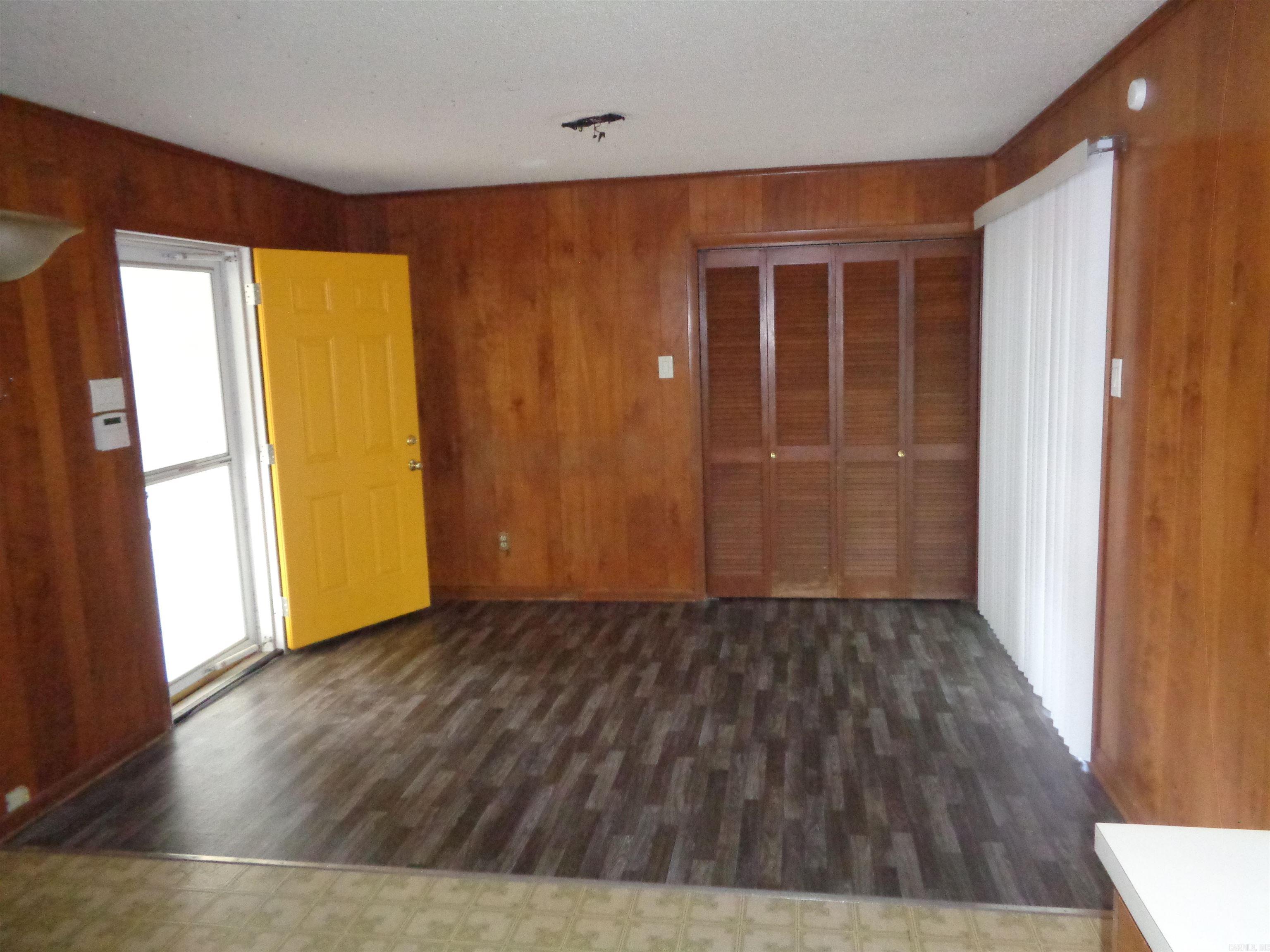 Twin Lakes - Residential Lease