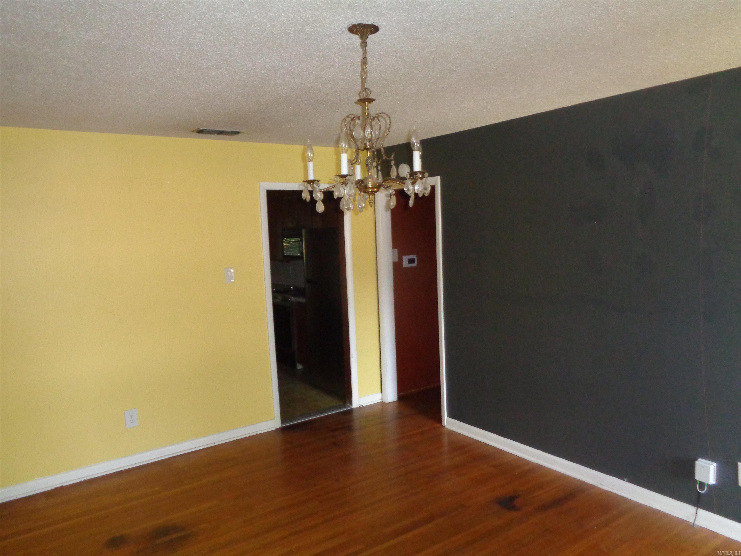 Twin Lakes - Residential Lease
