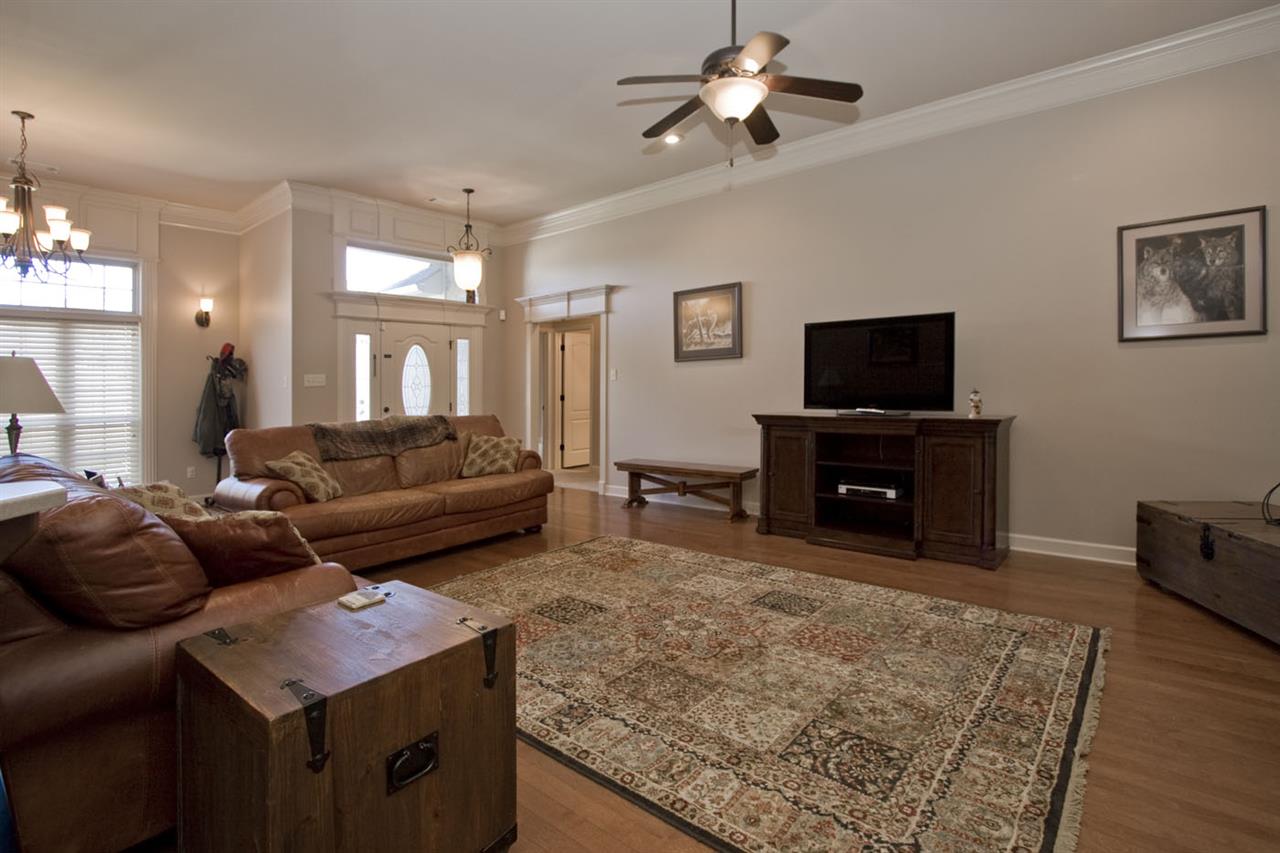 MILLERS CROSSING - Residential