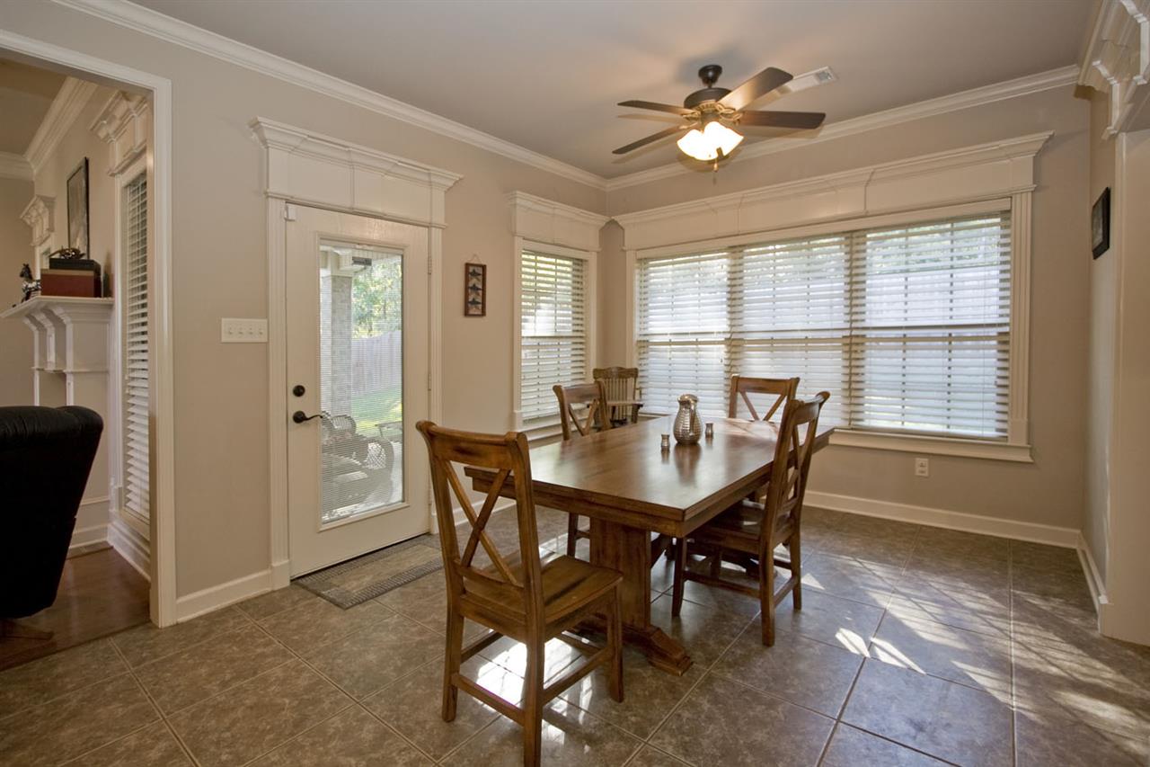 MILLERS CROSSING - Residential