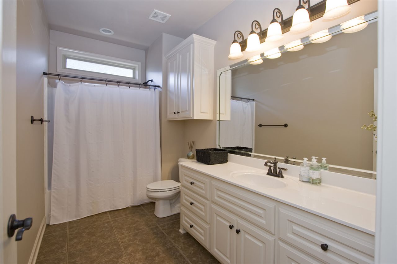 MILLERS CROSSING - Residential
