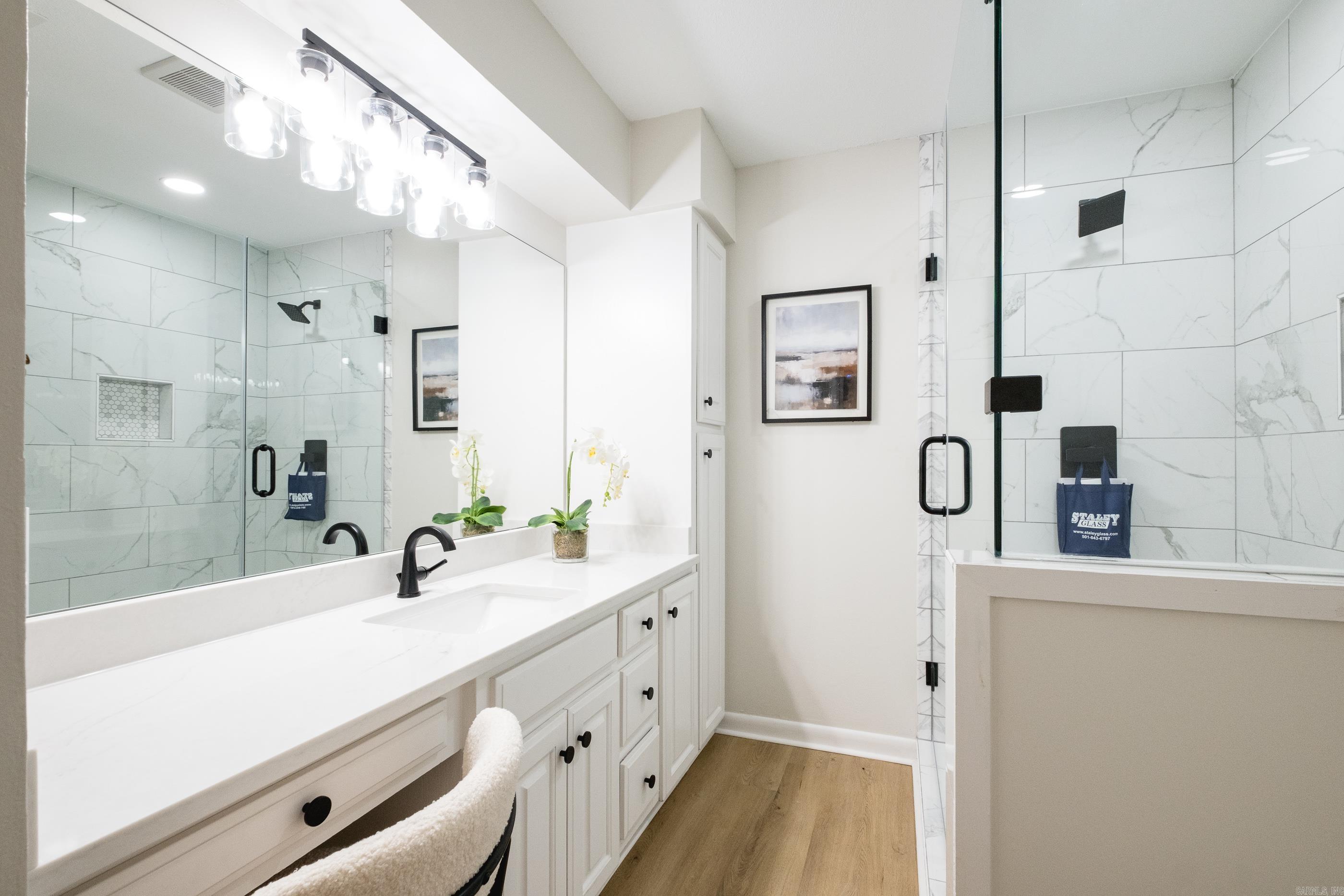 COLONY WEST - Residential