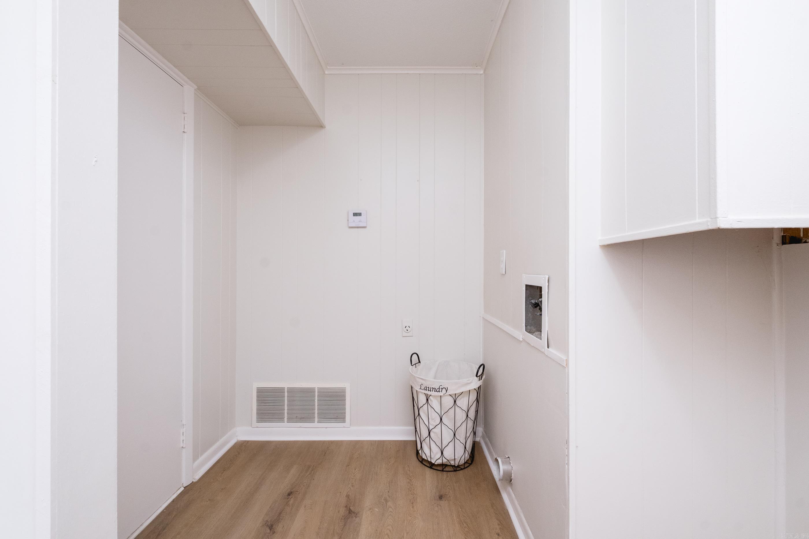 COLONY WEST - Residential